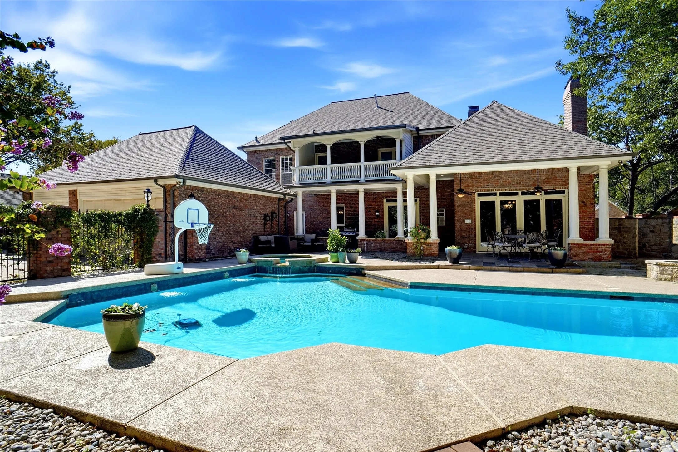 Single Family Residence For Sale in Tarrant County , 4303 Hidden Valley Court, Colleyville, Texas 76034, 4 Bedroom, 5 Bathroom, 3 Garage spaces, 4,124 Sqft, built in 1986, mls#21418437, Real Estate Agent in Colleyville, Homes For Sale in Tarrant county, Homes For Sale in Colleyville, Realtor in Colleyville Texas, Real Estate Brokerage Independent Realty Texas, Luminita Cordes Realtor
