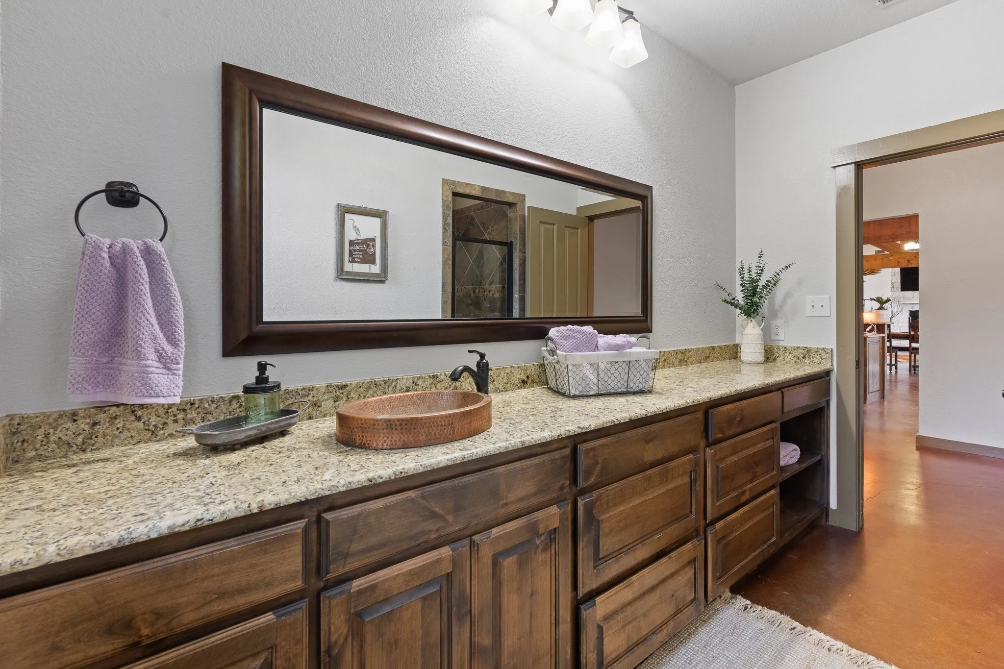 Farm For Sale in Johnson County , 10149 Fm 1434, Cleburne, Texas 76033, 3 Bedroom, 2 Bathroom, 2 Garage spaces, 3,144 Sqft, built in 2014, mls#21419012, Real Estate Agent in Cleburne, Homes For Sale in Johnson county, Homes For Sale in Cleburne, Realtor in Cleburne Texas, Real Estate Brokerage Independent Realty Texas, Luminita Cordes Realtor
