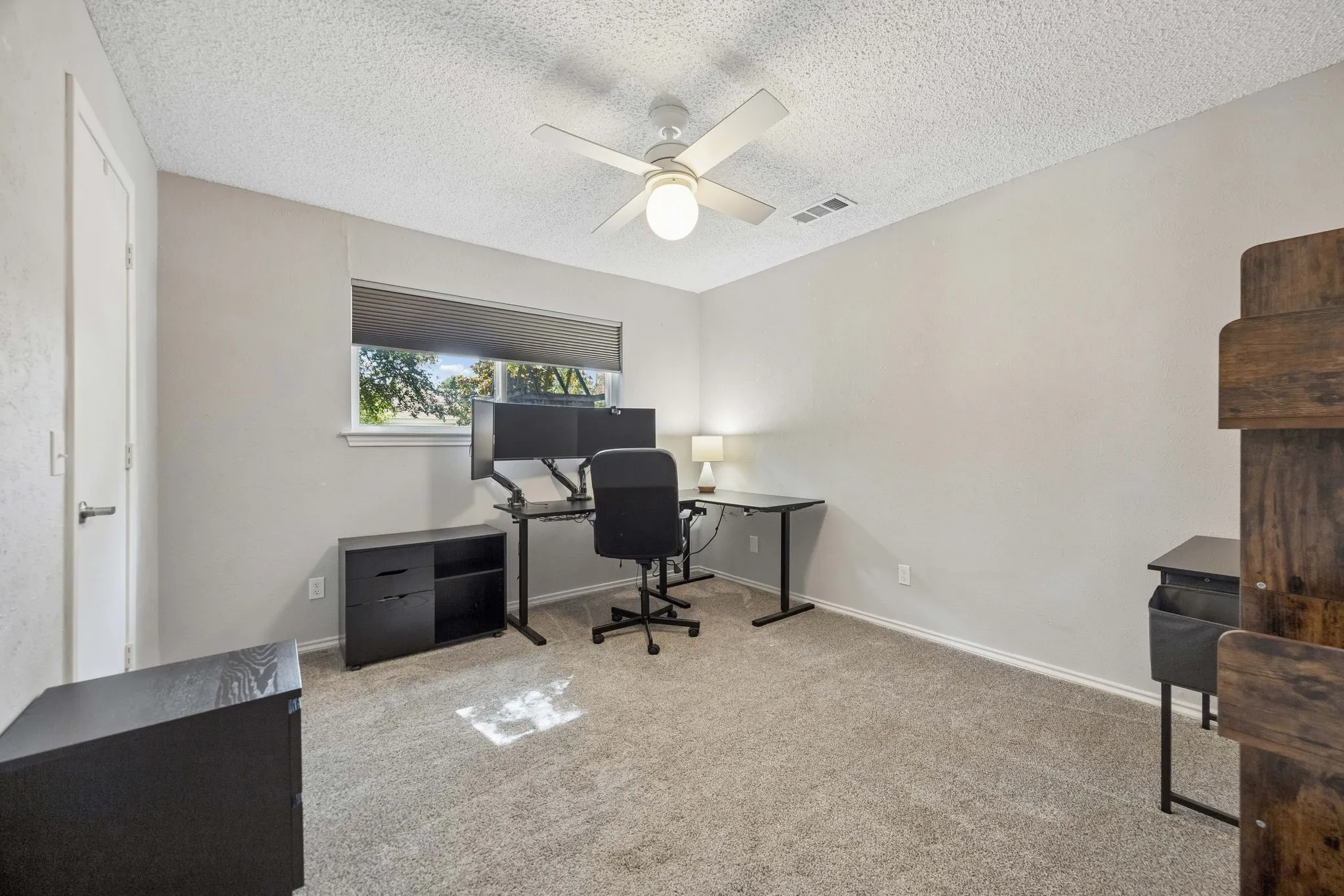 Single Family Residence For Sale in Collin County , 3321 Canoncita Lane, Plano, Texas 75023, 4 Bedroom, 3 Bathroom, 2 Garage spaces, 2,842 Sqft, built in 1976, mls#21418853, Real Estate Agent in Plano, Homes For Sale in Collin county, Homes For Sale in Plano, Realtor in Plano Texas, Real Estate Brokerage Independent Realty Texas, Luminita Cordes Realtor
