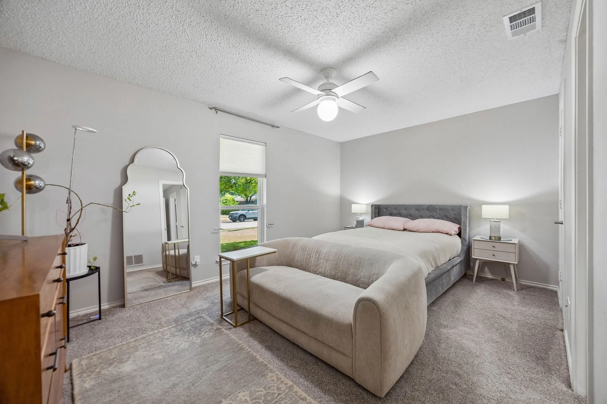 Single Family Residence For Sale in Collin County , 3321 Canoncita Lane, Plano, Texas 75023, 4 Bedroom, 3 Bathroom, 2 Garage spaces, 2,842 Sqft, built in 1976, mls#21418853, Real Estate Agent in Plano, Homes For Sale in Collin county, Homes For Sale in Plano, Realtor in Plano Texas, Real Estate Brokerage Independent Realty Texas, Luminita Cordes Realtor