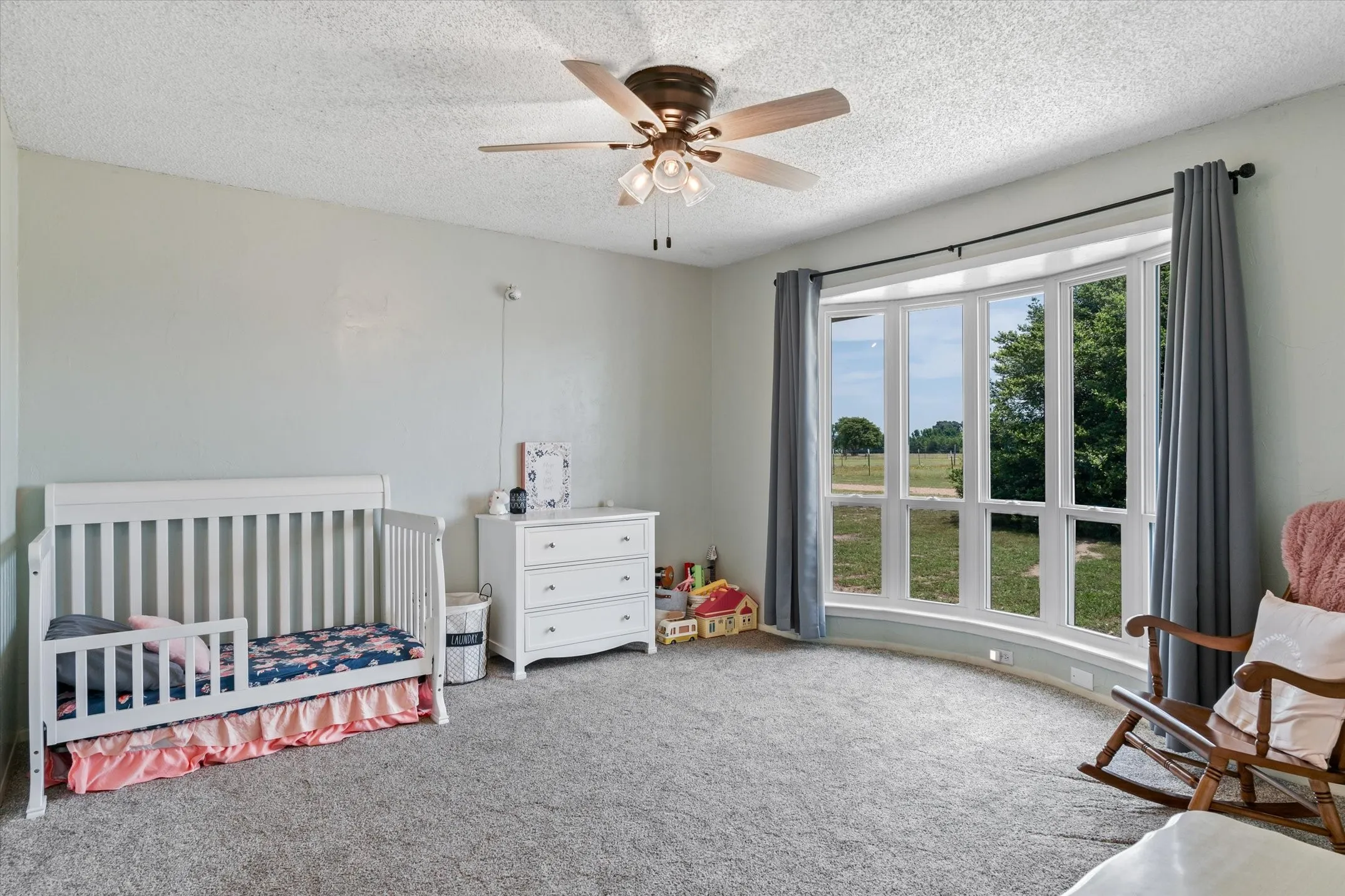 Single Family Residence For Sale in Van Zandt County , 800 Vz County Road 4105, Canton, Texas 75103, 3 Bedroom, 2 Bathroom, 2 Garage spaces, 2,418 Sqft, built in 1973, mls#21419267, Real Estate Agent in Canton, Homes For Sale in Van Zandt county, Homes For Sale in Canton, Realtor in Canton Texas, Real Estate Brokerage Independent Realty Texas, Luminita Cordes Realtor