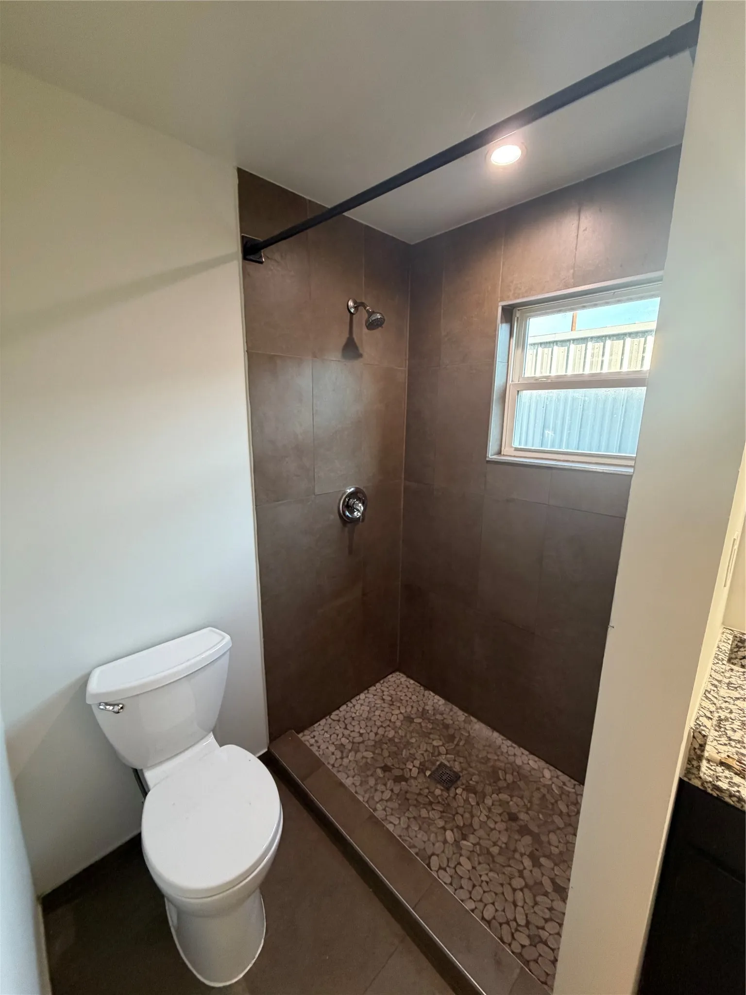Apartment For Rent in Dallas County , 1107 S Ewing Avenue 104, Dallas, Texas 75216, 0, 1 Bathroom, Garage spaces, 755 Sqft, built in 1961, mls#21419276, Real Estate Agent in Dallas, Homes For Rent in Dallas county, Homes For Rent in Dallas, Realtor in Dallas Texas, Real Estate Brokerage Independent Realty Texas, Luminita Cordes Realtor