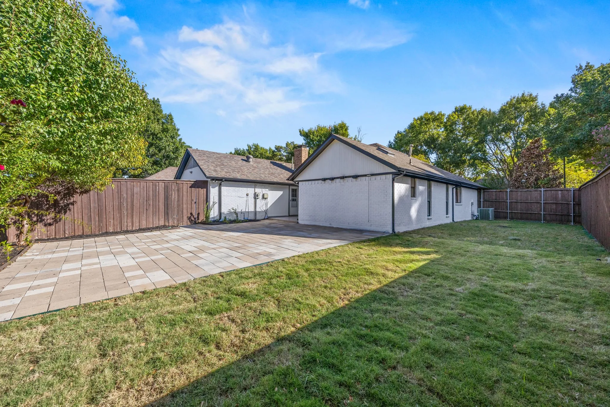 Single Family Residence For Sale in Collin County , 4421 Sterling Lane, Plano, Texas 75093, 4 Bedroom, 2 Bathroom, 2 Garage spaces, 1,903 Sqft, built in 1983, mls#21419311, Real Estate Agent in Plano, Homes For Sale in Collin county, Homes For Sale in Plano, Realtor in Plano Texas, Real Estate Brokerage Independent Realty Texas, Luminita Cordes Realtor