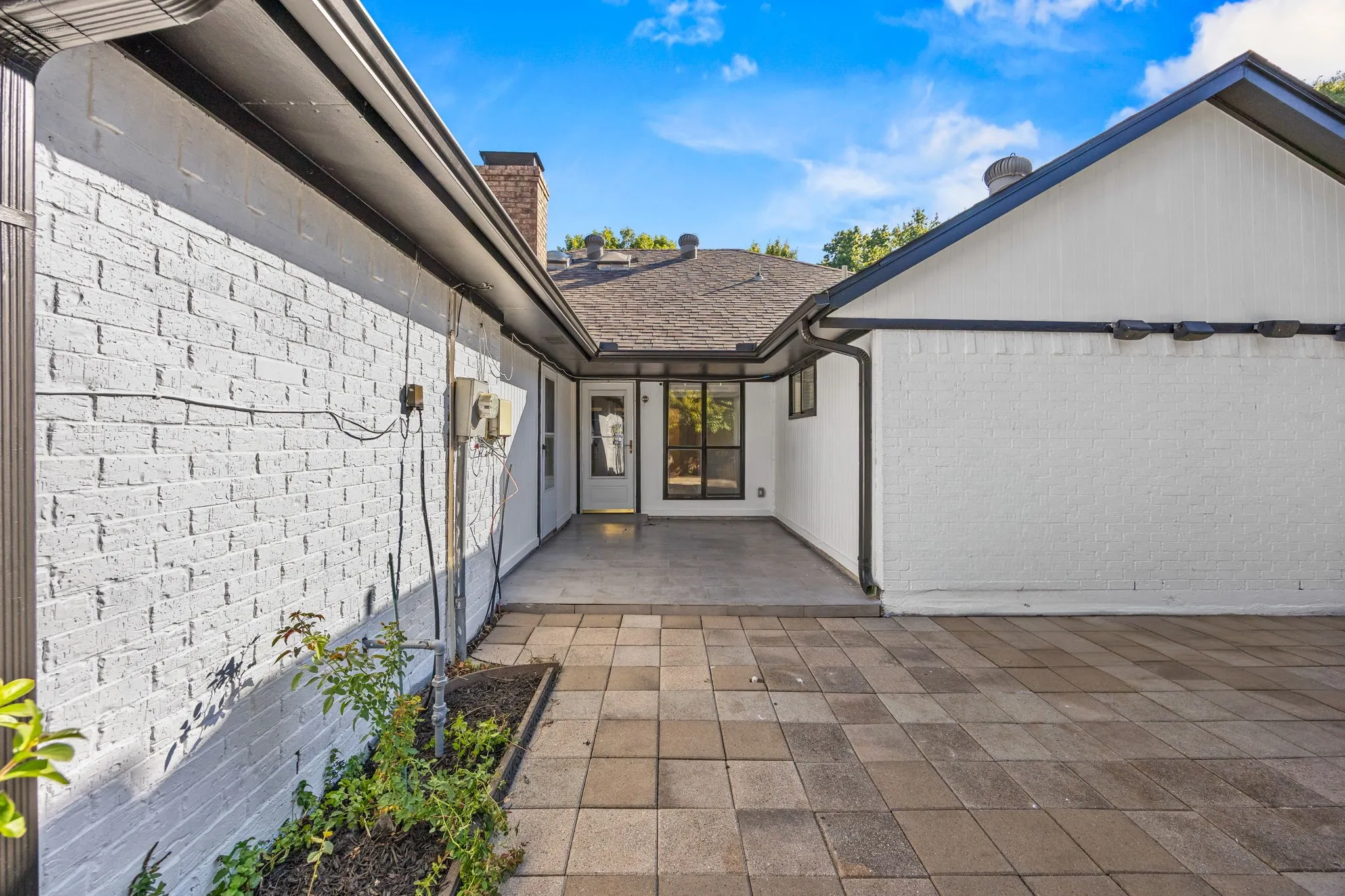 Single Family Residence For Sale in Collin County , 4421 Sterling Lane, Plano, Texas 75093, 4 Bedroom, 2 Bathroom, 2 Garage spaces, 1,903 Sqft, built in 1983, mls#21419311, Real Estate Agent in Plano, Homes For Sale in Collin county, Homes For Sale in Plano, Realtor in Plano Texas, Real Estate Brokerage Independent Realty Texas, Luminita Cordes Realtor