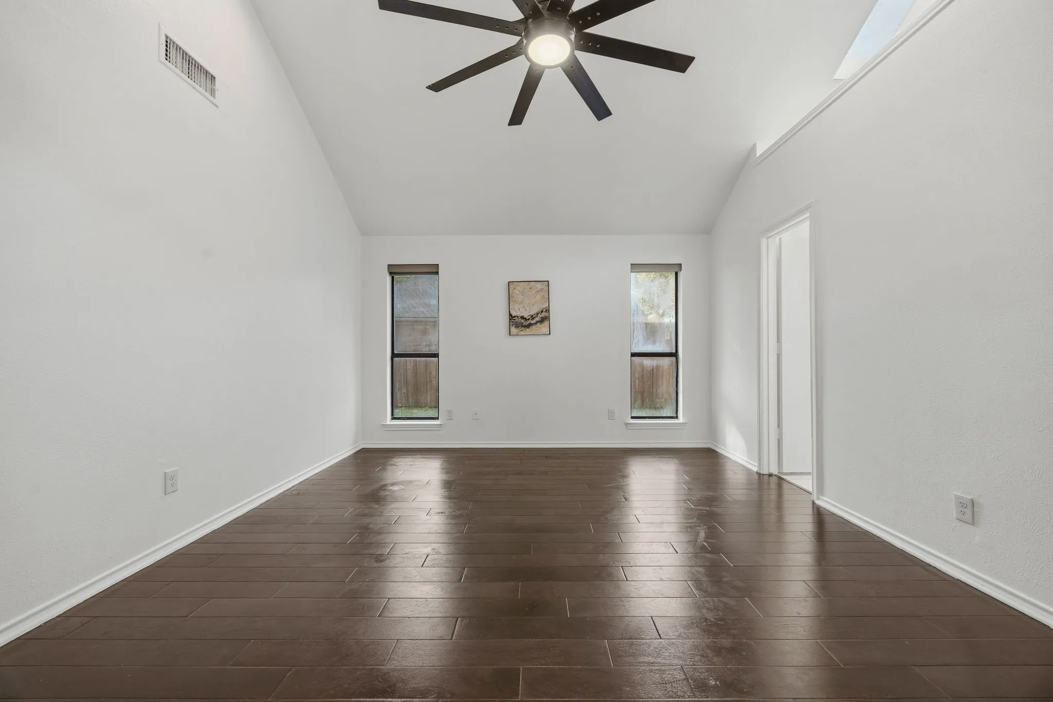 Single Family Residence For Sale in Collin County , 4421 Sterling Lane, Plano, Texas 75093, 4 Bedroom, 2 Bathroom, 2 Garage spaces, 1,903 Sqft, built in 1983, mls#21419311, Real Estate Agent in Plano, Homes For Sale in Collin county, Homes For Sale in Plano, Realtor in Plano Texas, Real Estate Brokerage Independent Realty Texas, Luminita Cordes Realtor