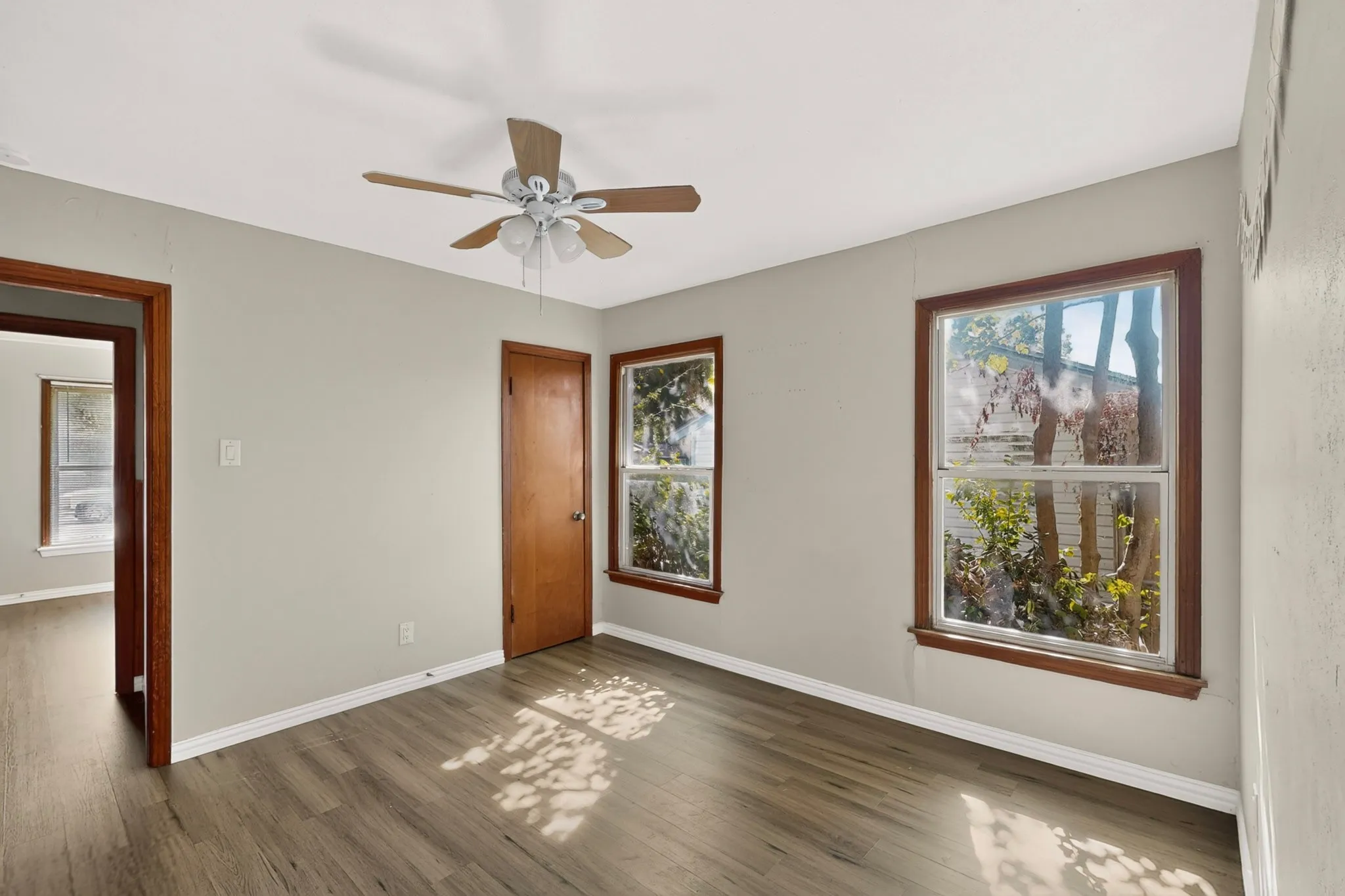 Single Family Residence For Sale in Dallas County , 2053 Westchester Drive, Garland, Texas 75041, 4 Bedroom, 2 Bathroom, Garage spaces, 1,384 Sqft, built in 1950, mls#21418398, Real Estate Agent in Garland, Homes For Sale in Dallas county, Homes For Sale in Garland, Realtor in Garland Texas, Real Estate Brokerage Independent Realty Texas, Luminita Cordes Realtor