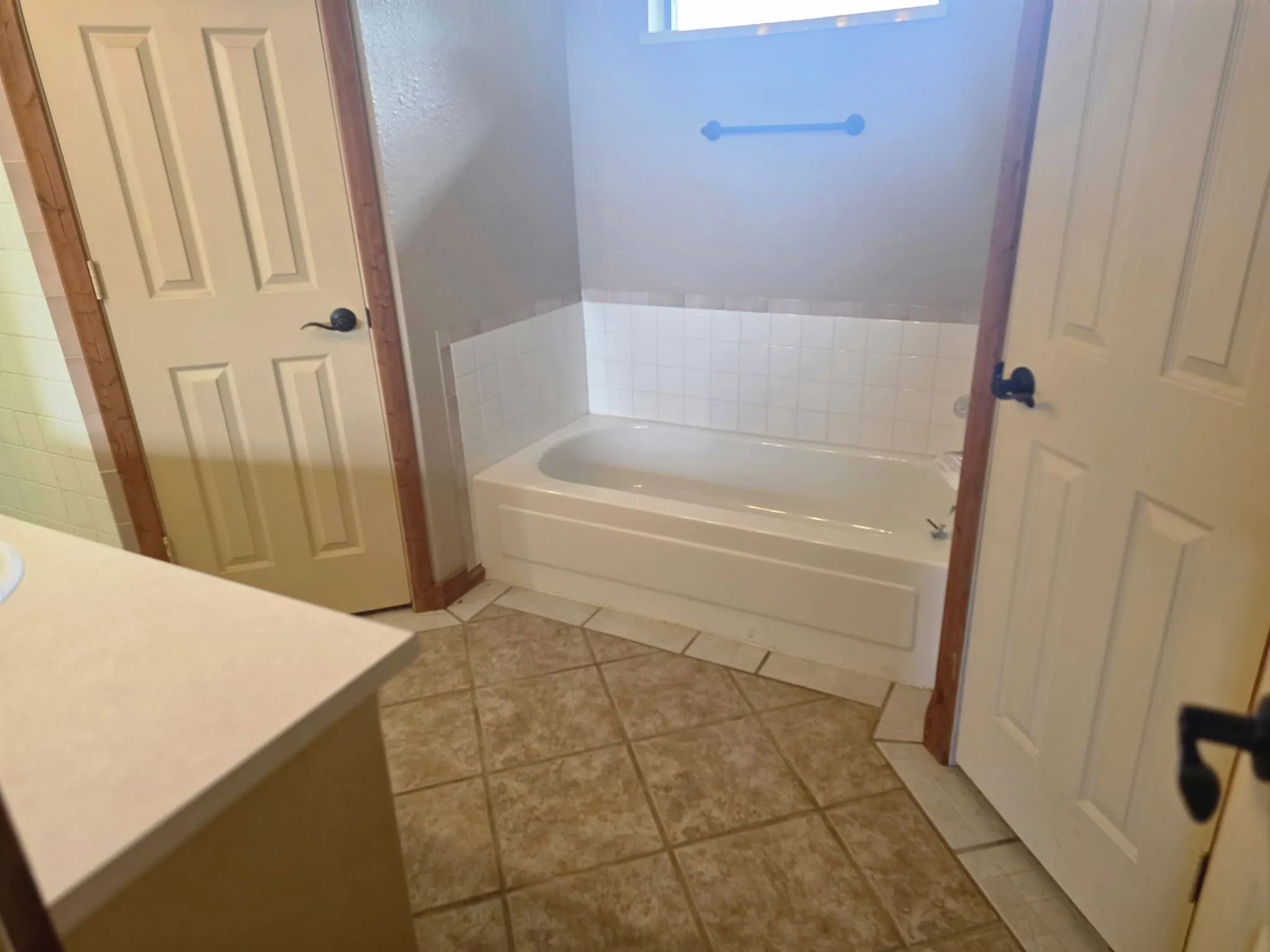Single Family Residence For Sale in Parker County , 1117 Bradley Drive, Azle, Texas 76020, 3 Bedroom, 2 Bathroom, 2 Garage spaces, 1,512 Sqft, built in 1988, mls#21418821, Real Estate Agent in Azle, Homes For Sale in Parker county, Homes For Sale in Azle, Realtor in Azle Texas, Real Estate Brokerage Independent Realty Texas, Luminita Cordes Realtor