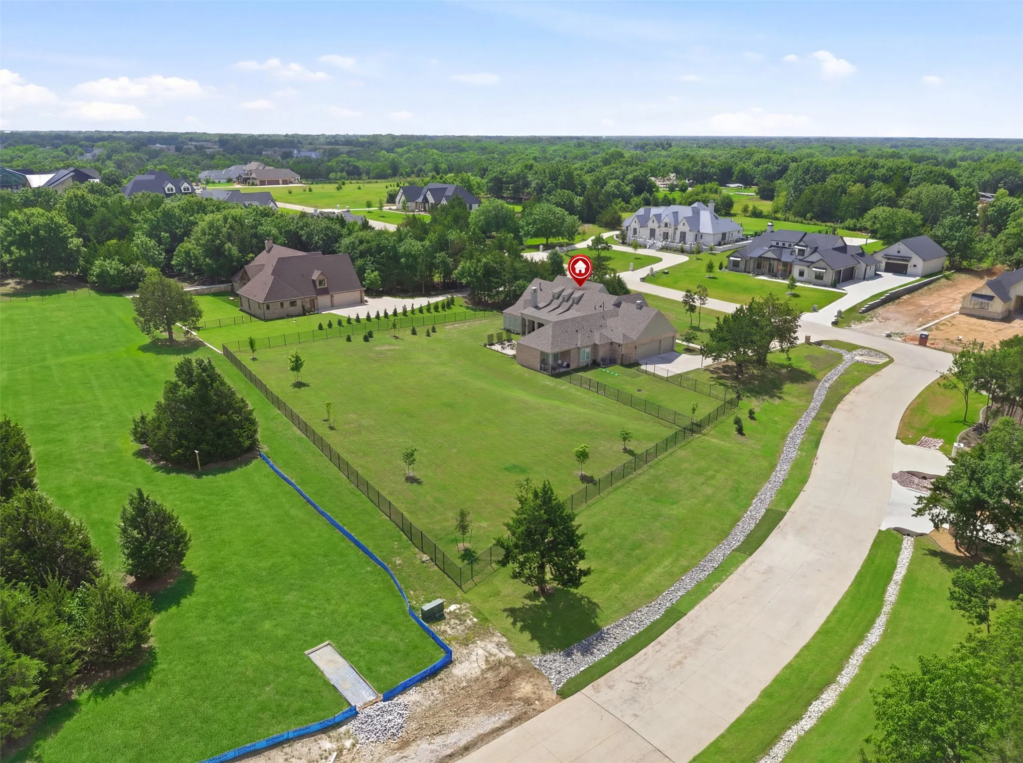 Single Family Residence For Sale in Grayson County , 425 Abagail Lane, Van Alstyne, Texas 75495, 4 Bedroom, 4 Bathroom, 3 Garage spaces, 3,489 Sqft, built in 2023, mls#21418507, Real Estate Agent in Van Alstyne, Homes For Sale in Grayson county, Homes For Sale in Van Alstyne, Realtor in Van Alstyne Texas, Real Estate Brokerage Independent Realty Texas, Luminita Cordes Realtor