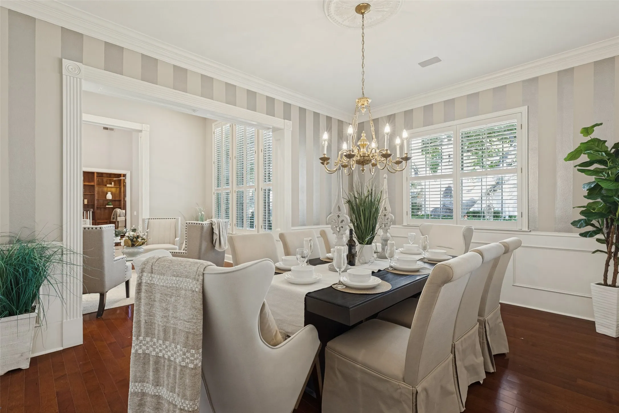 Formal dining room