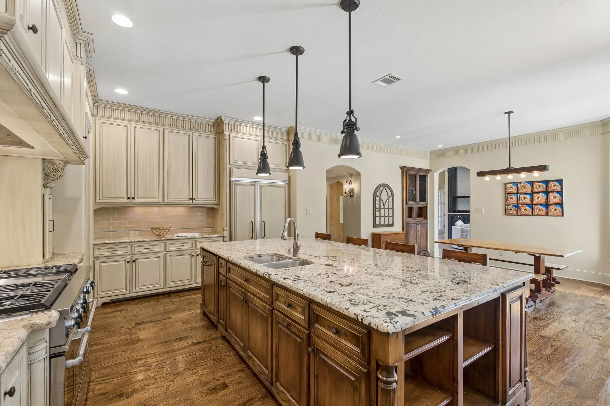 Single Family Residence For Sale in Tarrant County , 1220 Pine Hurst Drive, Keller, Texas 76248, 5 Bedroom, 6 Bathroom, 4 Garage spaces, 5,544 Sqft, built in 2007, mls#21418876, Real Estate Agent in Keller, Homes For Sale in Tarrant county, Homes For Sale in Keller, Realtor in Keller Texas, Real Estate Brokerage Independent Realty Texas, Luminita Cordes Realtor