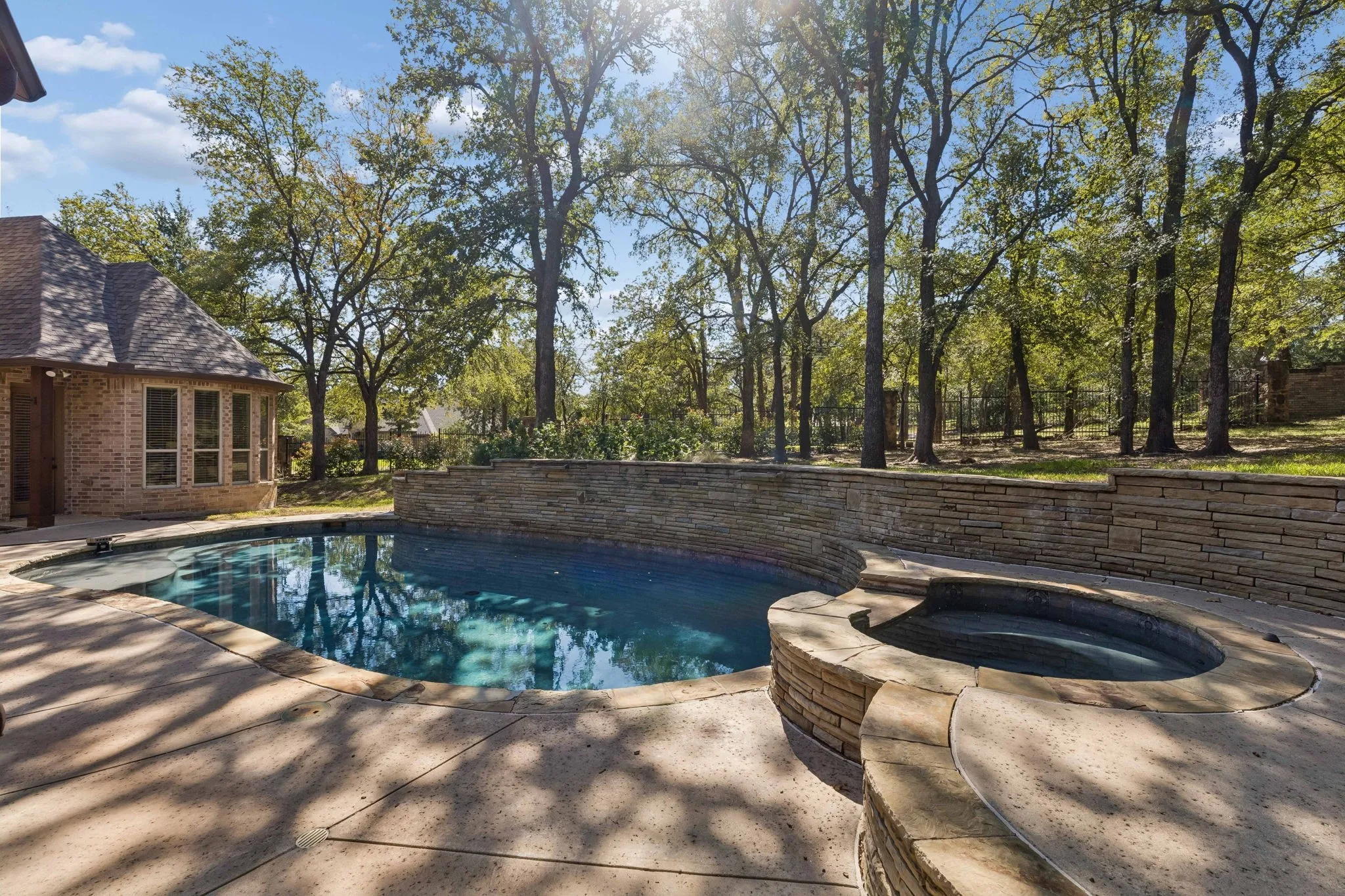 Single Family Residence For Sale in Tarrant County , 1220 Pine Hurst Drive, Keller, Texas 76248, 5 Bedroom, 6 Bathroom, 4 Garage spaces, 5,544 Sqft, built in 2007, mls#21418876, Real Estate Agent in Keller, Homes For Sale in Tarrant county, Homes For Sale in Keller, Realtor in Keller Texas, Real Estate Brokerage Independent Realty Texas, Luminita Cordes Realtor