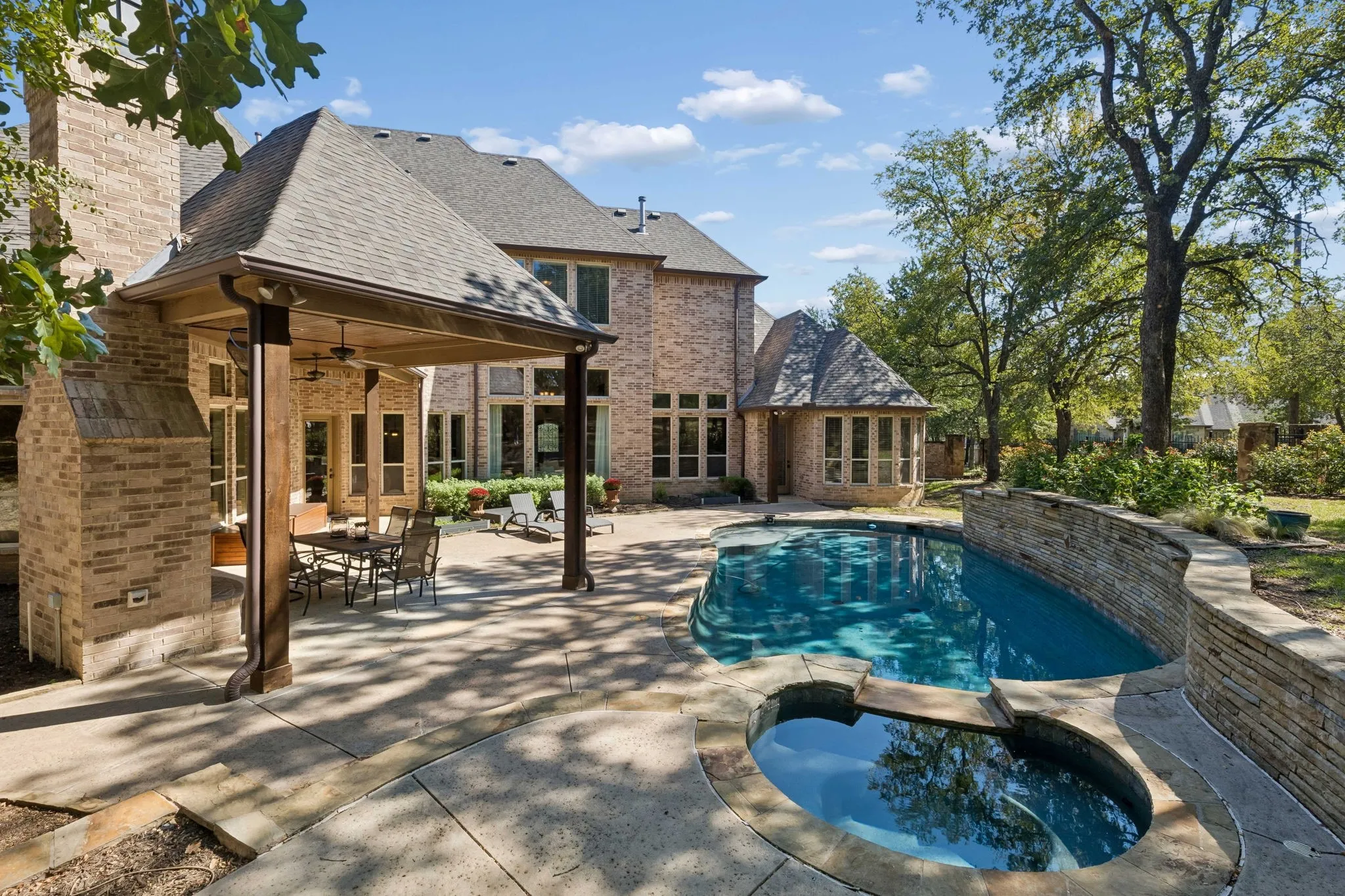 Single Family Residence For Sale in Tarrant County , 1220 Pine Hurst Drive, Keller, Texas 76248, 5 Bedroom, 6 Bathroom, 4 Garage spaces, 5,544 Sqft, built in 2007, mls#21418876, Real Estate Agent in Keller, Homes For Sale in Tarrant county, Homes For Sale in Keller, Realtor in Keller Texas, Real Estate Brokerage Independent Realty Texas, Luminita Cordes Realtor