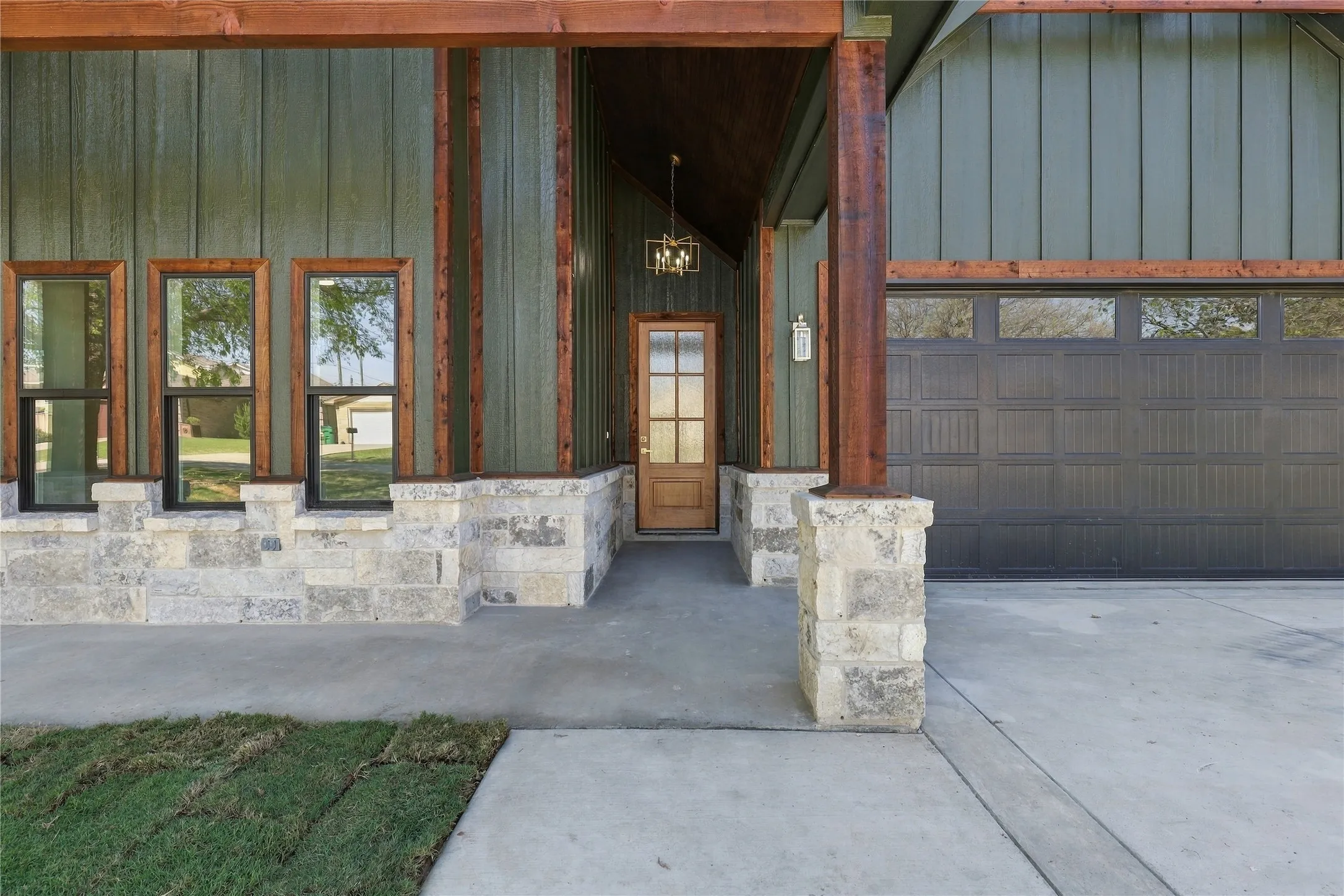 Single Family Residence For Sale in Tarrant County , 5015 Waddell Street, Sansom Park, Texas 76114, 4 Bedroom, 2 Bathroom, 1 Garage spaces, 1,941 Sqft, built in 2026, mls#21419404, Real Estate Agent in Sansom Park, Homes For Sale in Tarrant county, Homes For Sale in Sansom Park, Realtor in Sansom Park Texas, Real Estate Brokerage Independent Realty Texas, Luminita Cordes Realtor