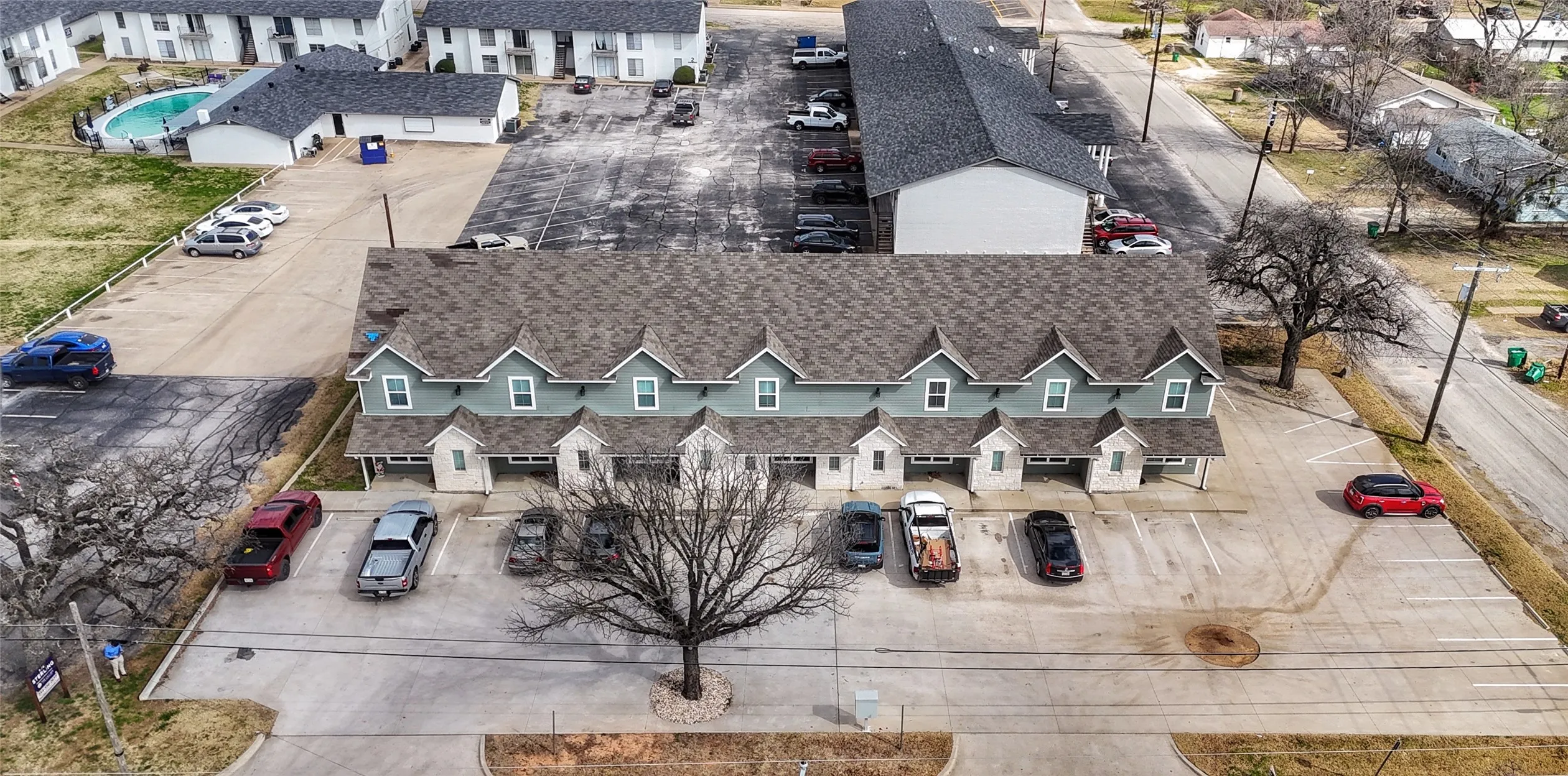 Townhouse For Rent in Erath County , 555 S Lillian Street, Stephenville, Texas 76401, 3 Bedroom, 3 Bathroom, Garage spaces, 1,300 Sqft, built in 2022, mls#21419480, Real Estate Agent in Stephenville, Homes For Rent in Erath county, Homes For Rent in Stephenville, Realtor in Stephenville Texas, Real Estate Brokerage Independent Realty Texas, Luminita Cordes Realtor