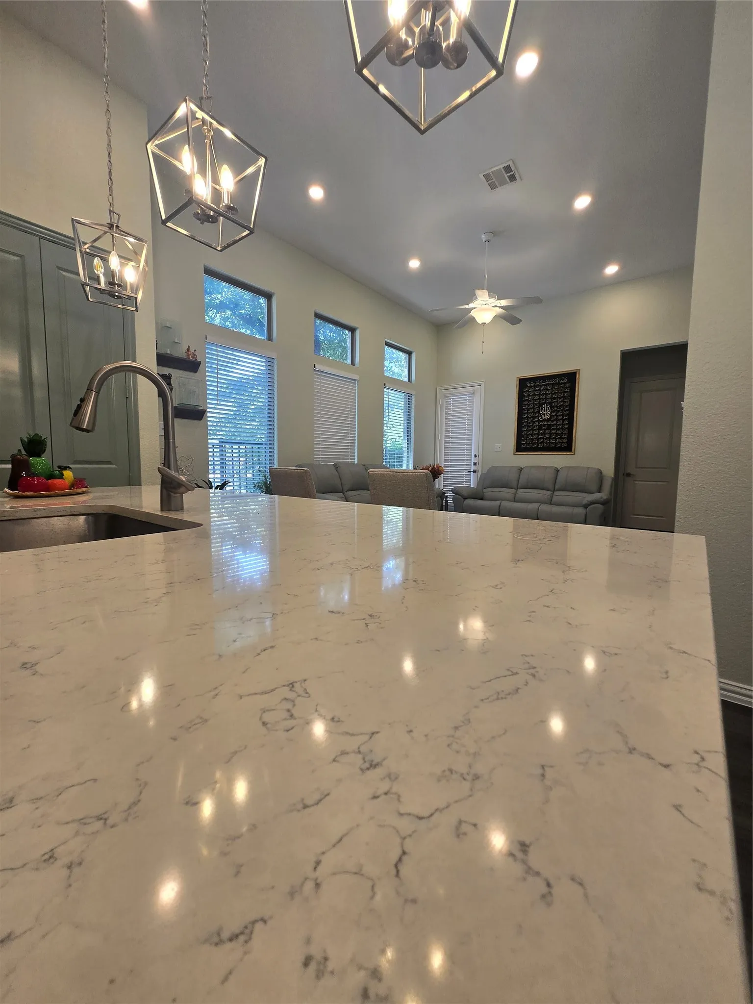 Single Family Residence For Sale in Dallas County , 9839 Romo Street, Irving, Texas 75063, 4 Bedroom, 4 Bathroom, 2 Garage spaces, 2,421 Sqft, built in 2021, mls#21419530, Real Estate Agent in Irving, Homes For Sale in Dallas county, Homes For Sale in Irving, Realtor in Irving Texas, Real Estate Brokerage Independent Realty Texas, Luminita Cordes Realtor