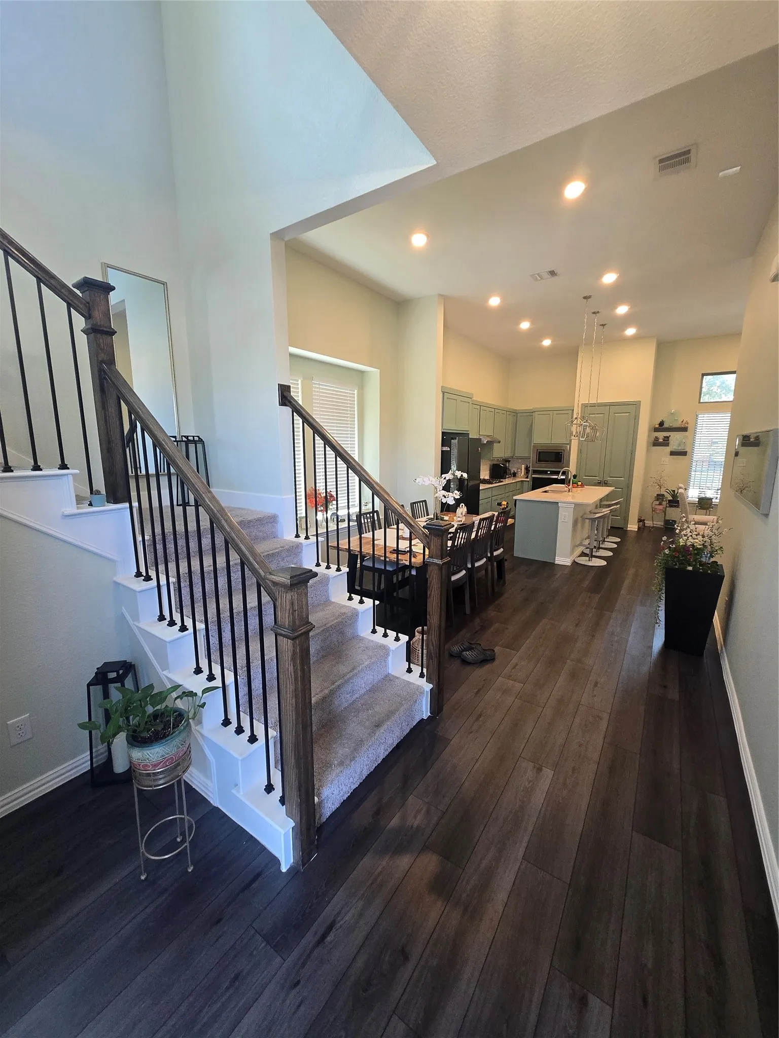 Single Family Residence For Sale in Dallas County , 9839 Romo Street, Irving, Texas 75063, 4 Bedroom, 4 Bathroom, 2 Garage spaces, 2,421 Sqft, built in 2021, mls#21419530, Real Estate Agent in Irving, Homes For Sale in Dallas county, Homes For Sale in Irving, Realtor in Irving Texas, Real Estate Brokerage Independent Realty Texas, Luminita Cordes Realtor