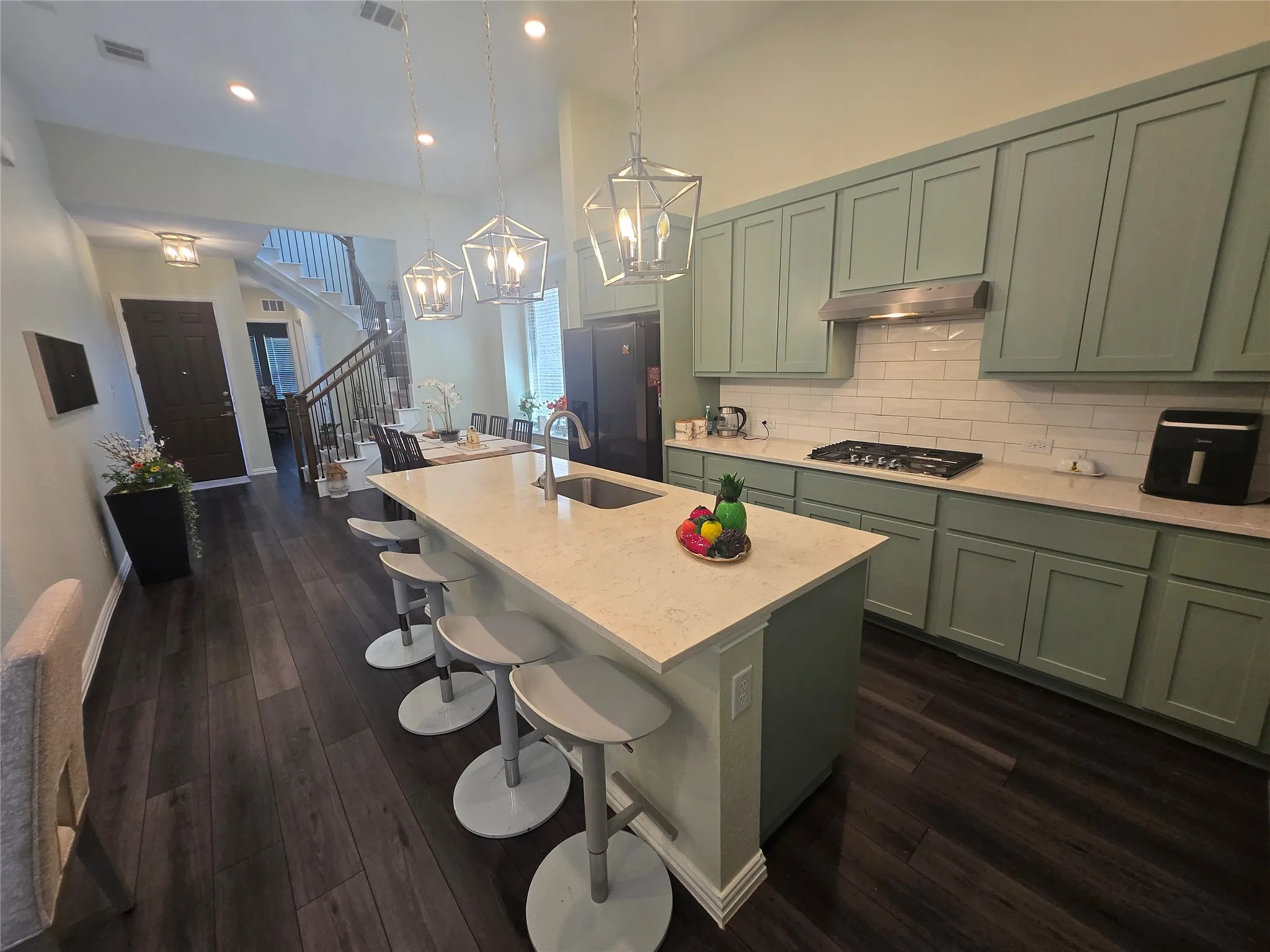 Single Family Residence For Sale in Dallas County , 9839 Romo Street, Irving, Texas 75063, 4 Bedroom, 4 Bathroom, 2 Garage spaces, 2,421 Sqft, built in 2021, mls#21419530, Real Estate Agent in Irving, Homes For Sale in Dallas county, Homes For Sale in Irving, Realtor in Irving Texas, Real Estate Brokerage Independent Realty Texas, Luminita Cordes Realtor