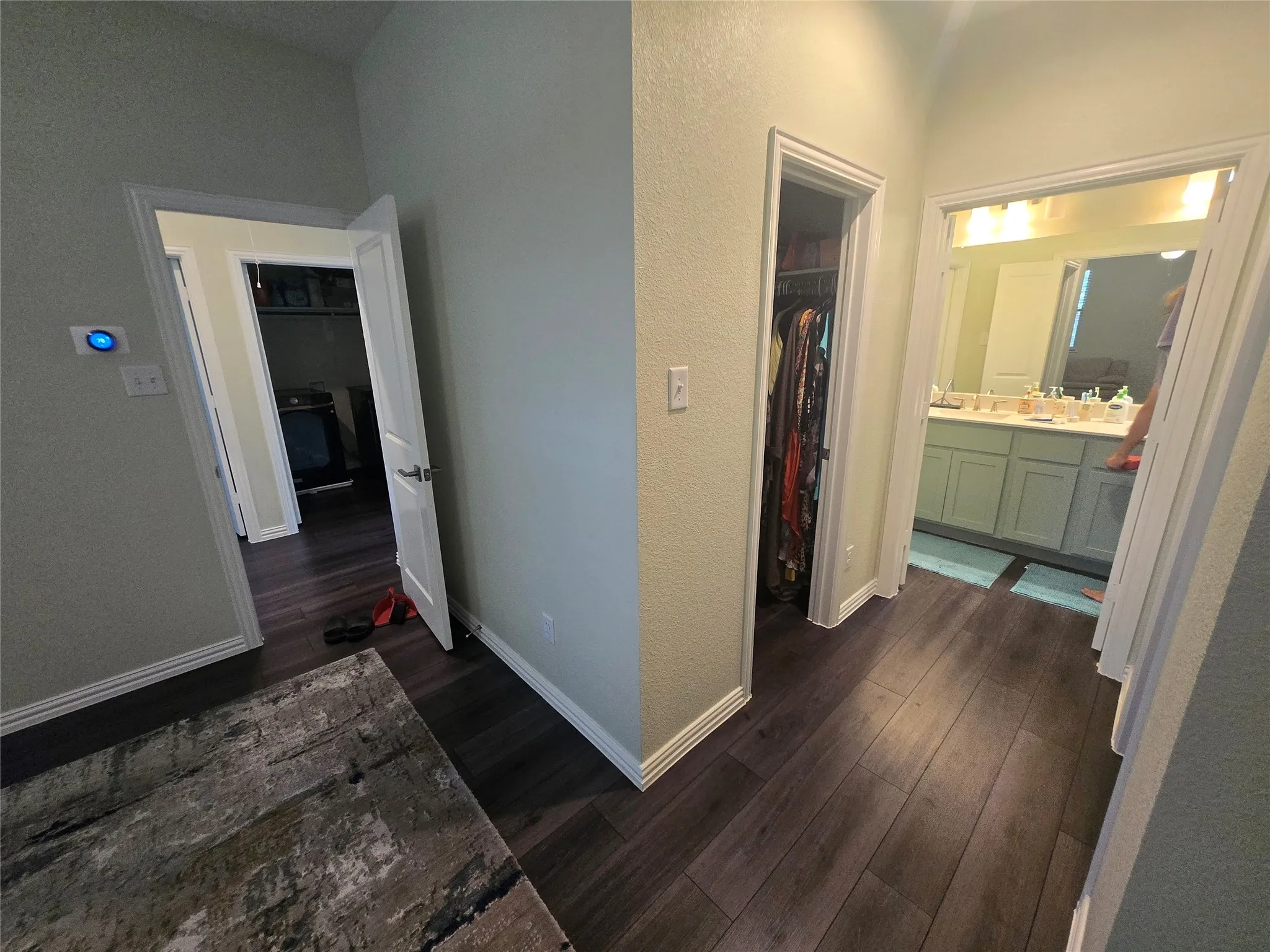 Single Family Residence For Sale in Dallas County , 9839 Romo Street, Irving, Texas 75063, 4 Bedroom, 4 Bathroom, 2 Garage spaces, 2,421 Sqft, built in 2021, mls#21419530, Real Estate Agent in Irving, Homes For Sale in Dallas county, Homes For Sale in Irving, Realtor in Irving Texas, Real Estate Brokerage Independent Realty Texas, Luminita Cordes Realtor