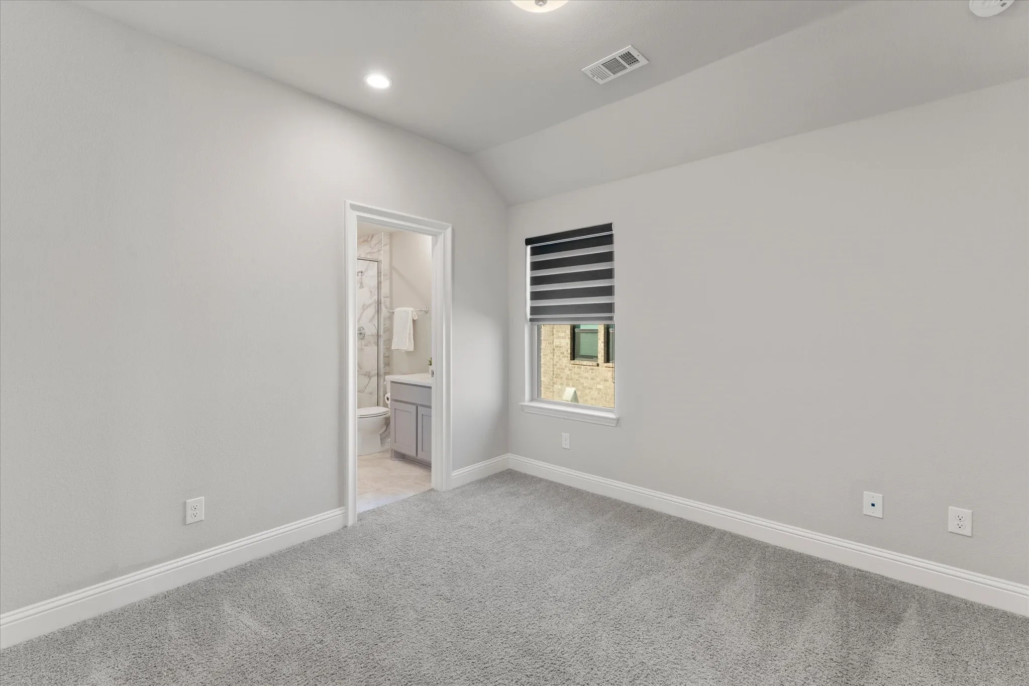 Single Family Residence For Sale in Collin County , 4505 Fall Meadow Drive, Prosper, Texas 75078, 4 Bedroom, 4 Bathroom, 2 Garage spaces, 2,605 Sqft, built in 2022, mls#21419540, Real Estate Agent in Prosper, Homes For Sale in Collin county, Homes For Sale in Prosper, Realtor in Prosper Texas, Real Estate Brokerage Independent Realty Texas, Luminita Cordes Realtor