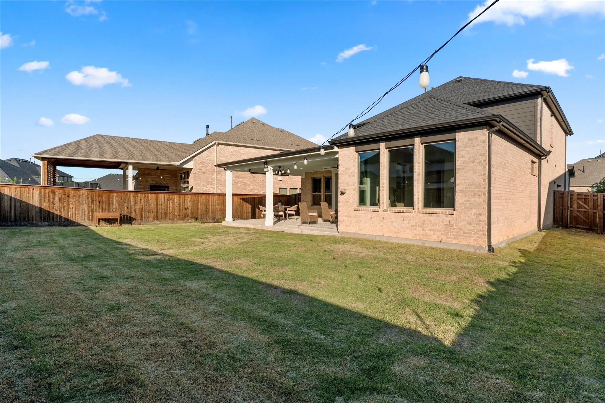 Single Family Residence For Sale in Collin County , 4505 Fall Meadow Drive, Prosper, Texas 75078, 4 Bedroom, 4 Bathroom, 2 Garage spaces, 2,605 Sqft, built in 2022, mls#21419540, Real Estate Agent in Prosper, Homes For Sale in Collin county, Homes For Sale in Prosper, Realtor in Prosper Texas, Real Estate Brokerage Independent Realty Texas, Luminita Cordes Realtor
