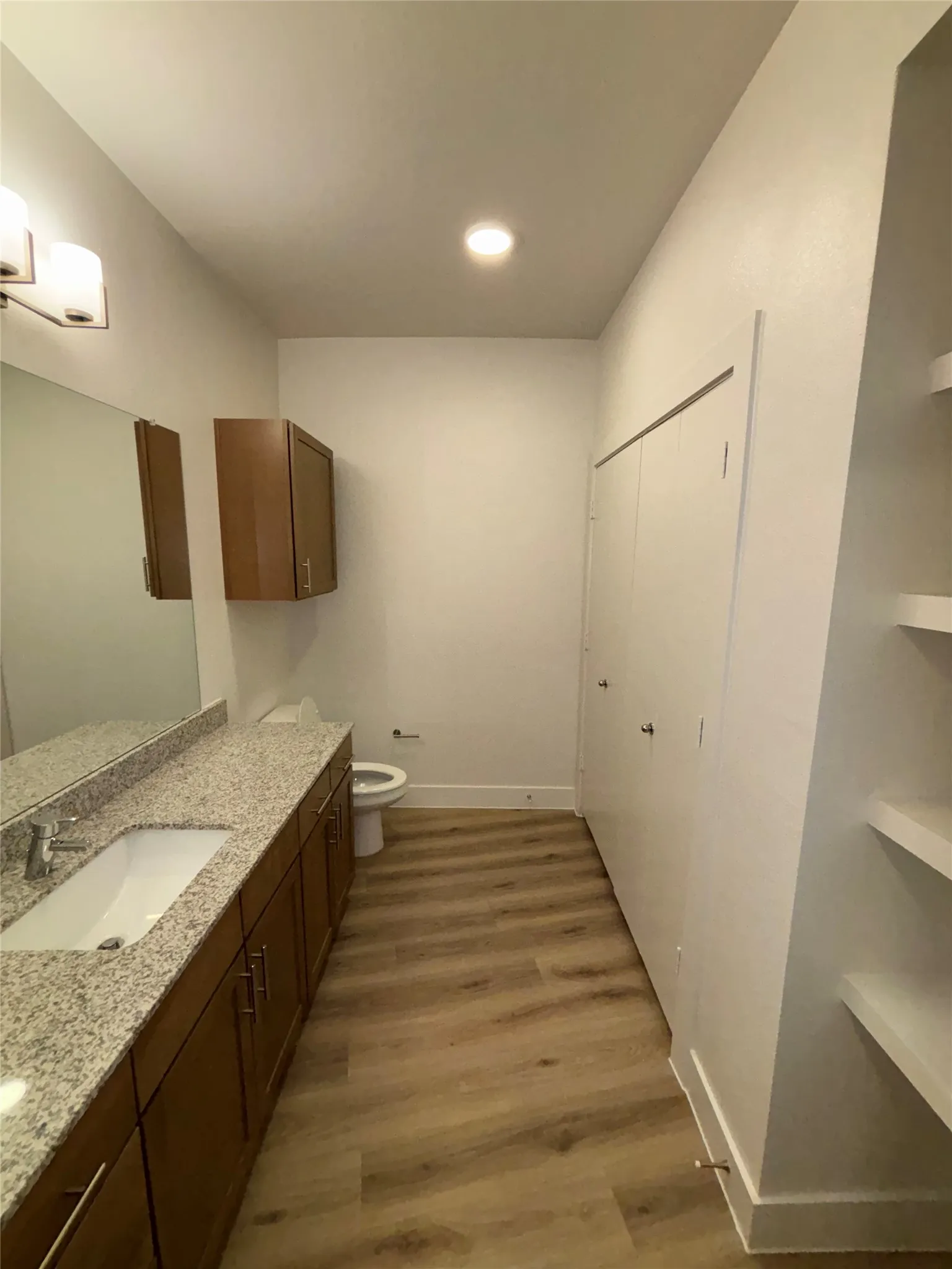 Apartment For Rent in Collin County , 260 Davis Street 3310, Mc Kinney, Texas 75069, 2 Bedroom, 2 Bathroom, 2 Garage spaces, 1,051 Sqft, built in 2018, mls#21419574, Real Estate Agent in Mc Kinney, Homes For Rent in Collin county, Homes For Rent in Mc Kinney, Realtor in Mc Kinney Texas, Real Estate Brokerage Independent Realty Texas, Luminita Cordes Realtor