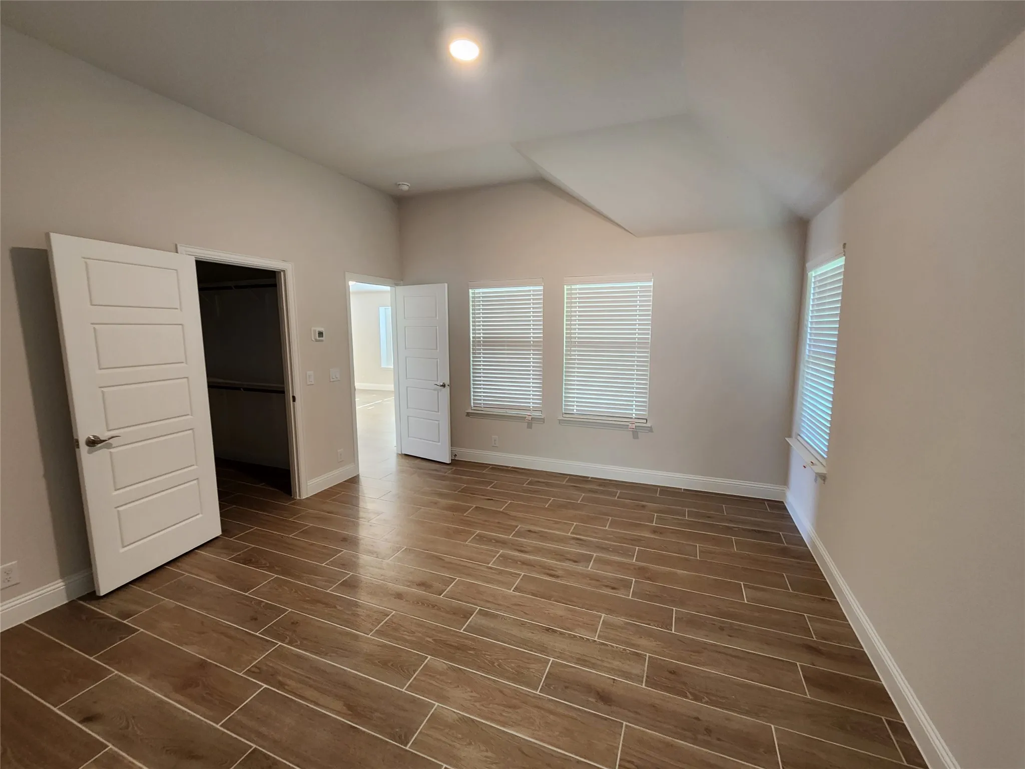 Single Family Residence For Rent in Grayson County , 934 S Main, Van Alstyne, Texas 75495, 4 Bedroom, 2 Bathroom, 2 Garage spaces, 1,875 Sqft, built in 2023, mls#21419578, Real Estate Agent in Van Alstyne, Homes For Rent in Grayson county, Homes For Rent in Van Alstyne, Realtor in Van Alstyne Texas, Real Estate Brokerage Independent Realty Texas, Luminita Cordes Realtor