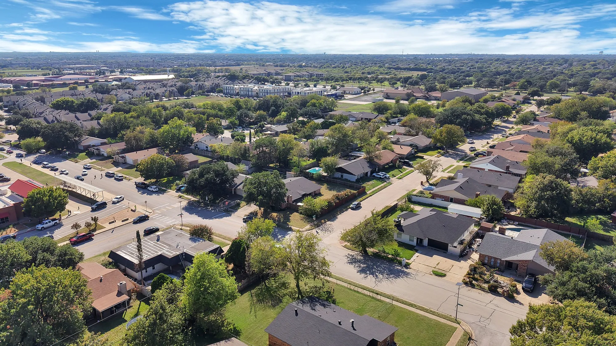 Single Family Residence For Sale in Tarrant County , 7124 Baird Drive, Fort Worth, Texas 76134, 4 Bedroom, 3 Bathroom, 2 Garage spaces, 2,058 Sqft, built in 1977, mls#21419454, Real Estate Agent in Fort Worth, Homes For Sale in Tarrant county, Homes For Sale in Fort Worth, Realtor in Fort Worth Texas, Real Estate Brokerage Independent Realty Texas, Luminita Cordes Realtor