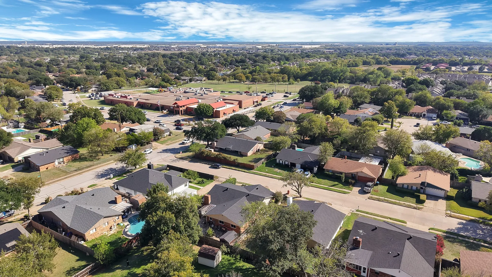 Single Family Residence For Sale in Tarrant County , 7124 Baird Drive, Fort Worth, Texas 76134, 4 Bedroom, 3 Bathroom, 2 Garage spaces, 2,058 Sqft, built in 1977, mls#21419454, Real Estate Agent in Fort Worth, Homes For Sale in Tarrant county, Homes For Sale in Fort Worth, Realtor in Fort Worth Texas, Real Estate Brokerage Independent Realty Texas, Luminita Cordes Realtor