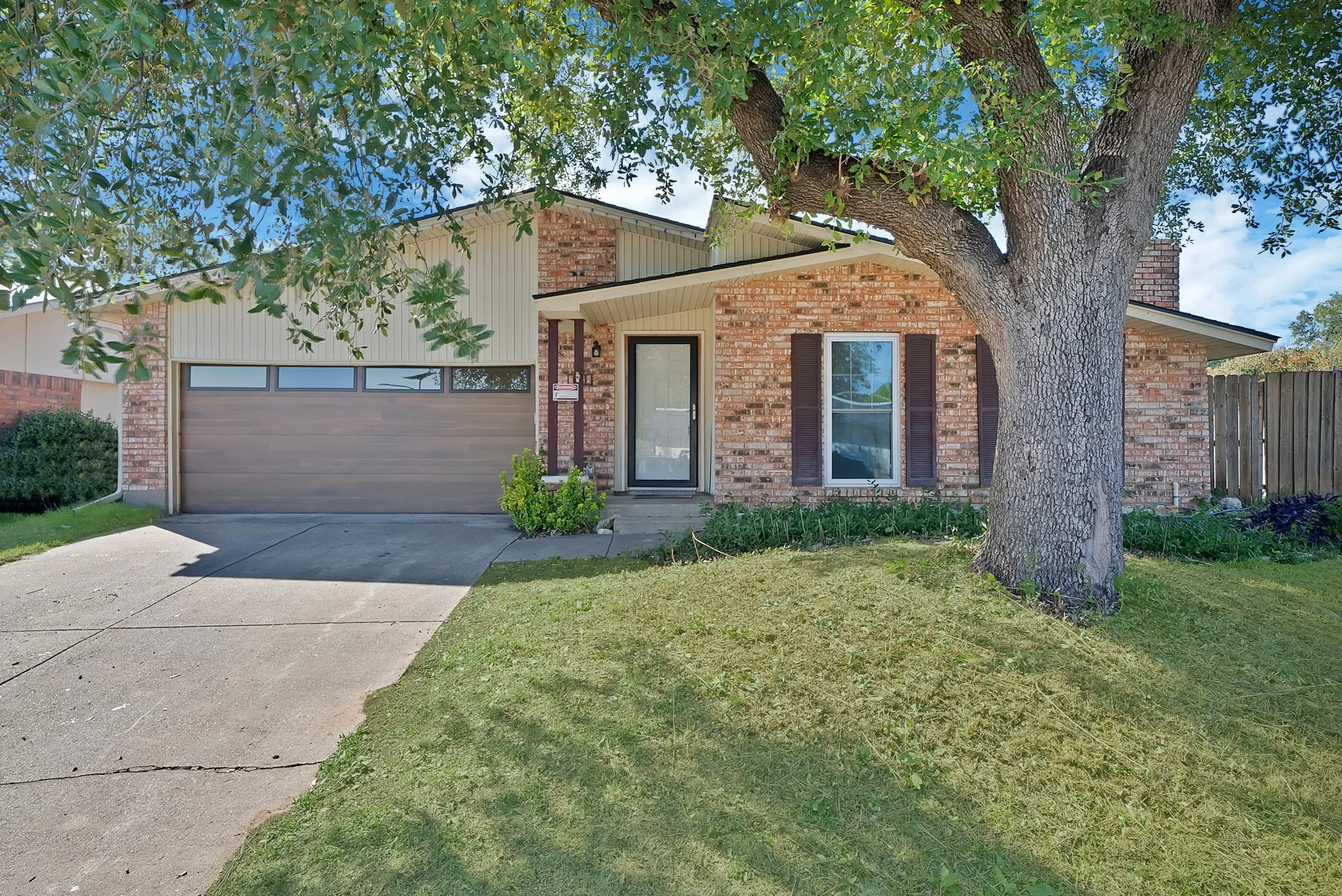 Single Family Residence For Sale