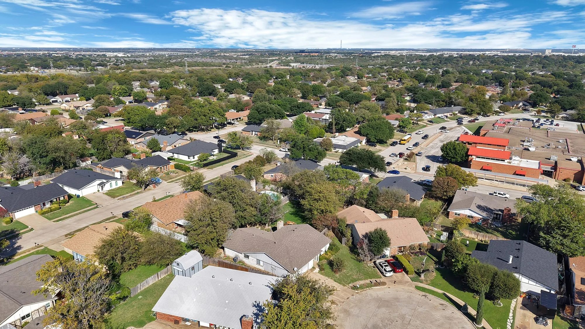 Single Family Residence For Sale in Tarrant County , 7124 Baird Drive, Fort Worth, Texas 76134, 4 Bedroom, 3 Bathroom, 2 Garage spaces, 2,058 Sqft, built in 1977, mls#21419454, Real Estate Agent in Fort Worth, Homes For Sale in Tarrant county, Homes For Sale in Fort Worth, Realtor in Fort Worth Texas, Real Estate Brokerage Independent Realty Texas, Luminita Cordes Realtor