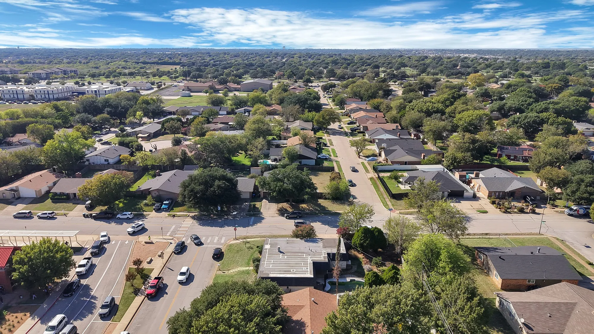 Single Family Residence For Sale in Tarrant County , 7124 Baird Drive, Fort Worth, Texas 76134, 4 Bedroom, 3 Bathroom, 2 Garage spaces, 2,058 Sqft, built in 1977, mls#21419454, Real Estate Agent in Fort Worth, Homes For Sale in Tarrant county, Homes For Sale in Fort Worth, Realtor in Fort Worth Texas, Real Estate Brokerage Independent Realty Texas, Luminita Cordes Realtor