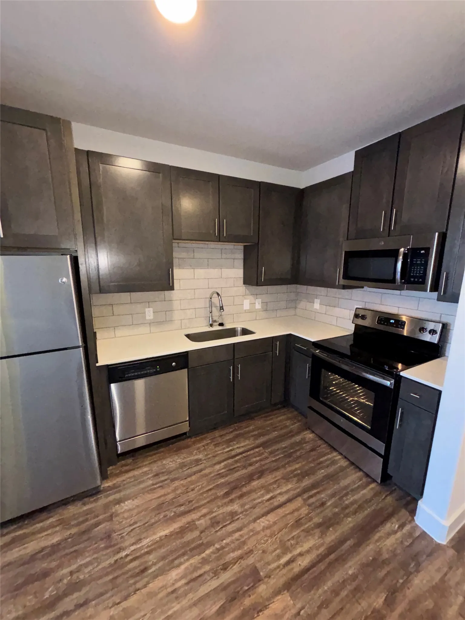 Apartment For Rent in Collin County , 260 Davis Street 1223, Mc Kinney, Texas 75069, 1 Bedroom, 1 Bathroom, 1 Garage spaces, 702 Sqft, built in 2018, mls#21419590, Real Estate Agent in Mc Kinney, Homes For Rent in Collin county, Homes For Rent in Mc Kinney, Realtor in Mc Kinney Texas, Real Estate Brokerage Independent Realty Texas, Luminita Cordes Realtor
