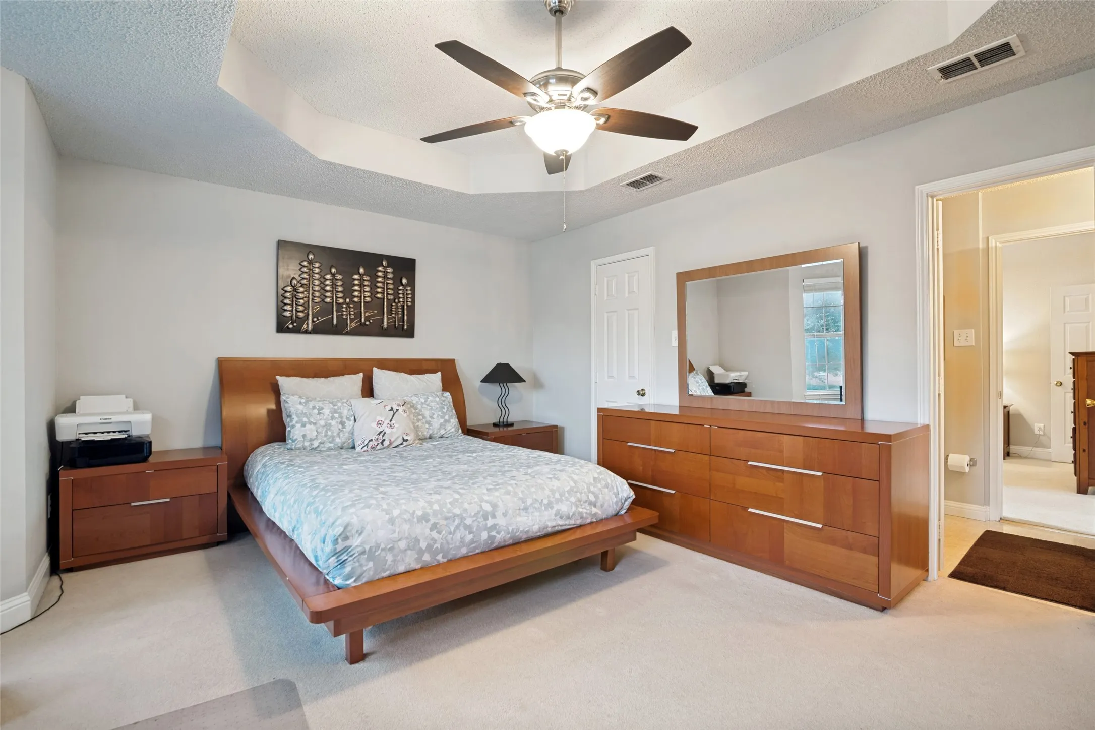 Single Family Residence For Sale in Dallas County , 5005 Harborview Boulevard, Rowlett, Texas 75088, 4 Bedroom, 4 Bathroom, 2 Garage spaces, 3,244 Sqft, built in 1996, mls#21349771, Real Estate Agent in Rowlett, Homes For Sale in Dallas county, Homes For Sale in Rowlett, Realtor in Rowlett Texas, Real Estate Brokerage Independent Realty Texas, Luminita Cordes Realtor