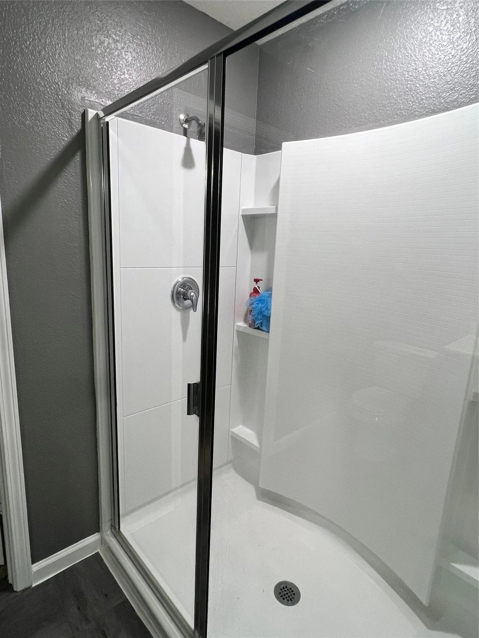 Single Family Residence For Rent in Collin County , 801 Bois D Arc Lane, Anna, Texas 75409, 5 Bedroom, 3 Bathroom, 2 Garage spaces, 2,854 Sqft, built in 2020, mls#21419602, Real Estate Agent in Anna, Homes For Rent in Collin county, Homes For Rent in Anna, Realtor in Anna Texas, Real Estate Brokerage Independent Realty Texas, Luminita Cordes Realtor