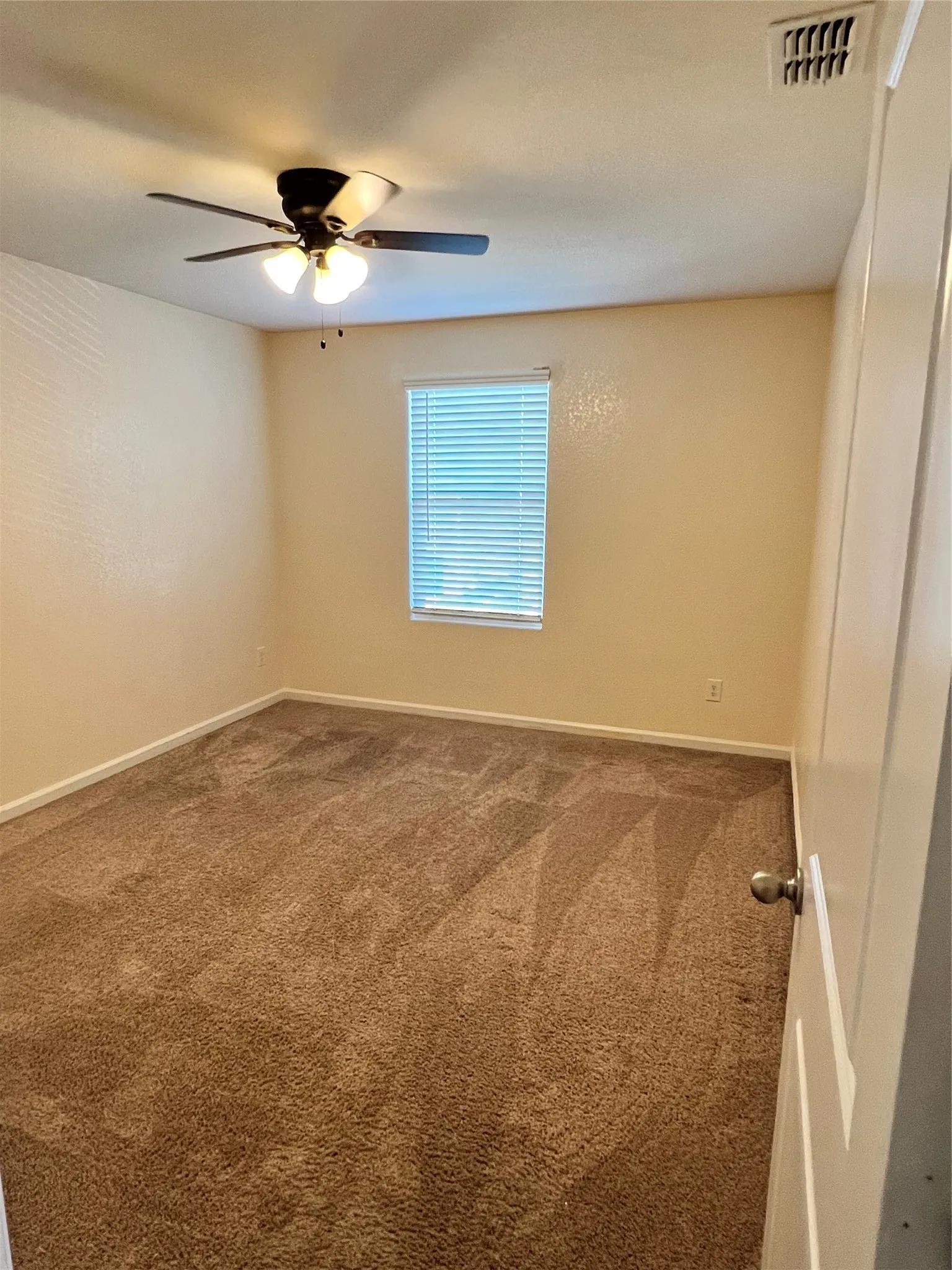 Single Family Residence For Rent in Collin County , 801 Bois D Arc Lane, Anna, Texas 75409, 5 Bedroom, 3 Bathroom, 2 Garage spaces, 2,854 Sqft, built in 2020, mls#21419602, Real Estate Agent in Anna, Homes For Rent in Collin county, Homes For Rent in Anna, Realtor in Anna Texas, Real Estate Brokerage Independent Realty Texas, Luminita Cordes Realtor