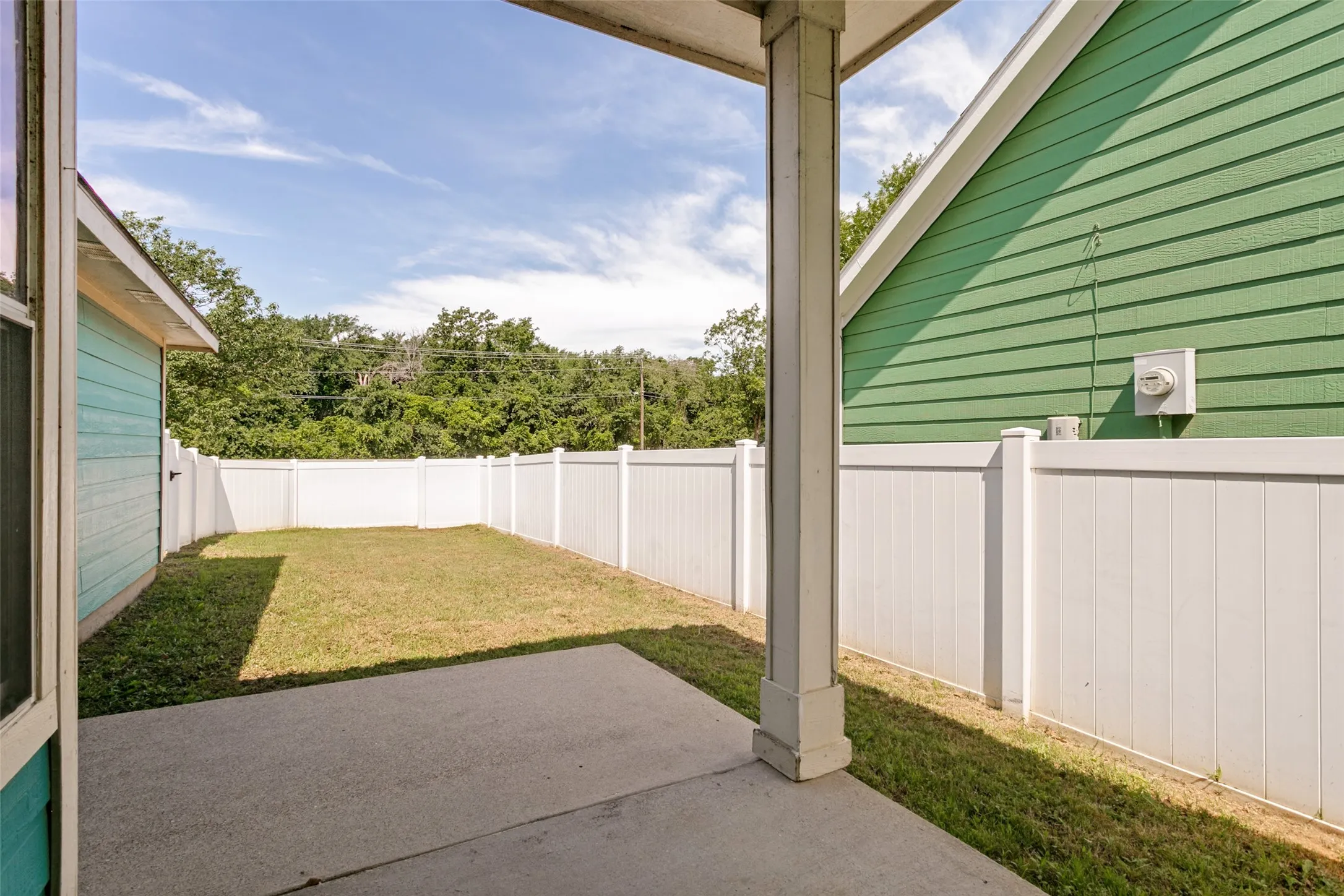 Single Family Residence For Rent in Denton County , 1219 Devonshire Drive, Providence Village, Texas 76227, 4 Bedroom, 3 Bathroom, 2 Garage spaces, 1,549 Sqft, built in 2002, mls#21419621, Real Estate Agent in Providence Village, Homes For Rent in Denton county, Homes For Rent in Providence Village, Realtor in Providence Village Texas, Real Estate Brokerage Independent Realty Texas, Luminita Cordes Realtor