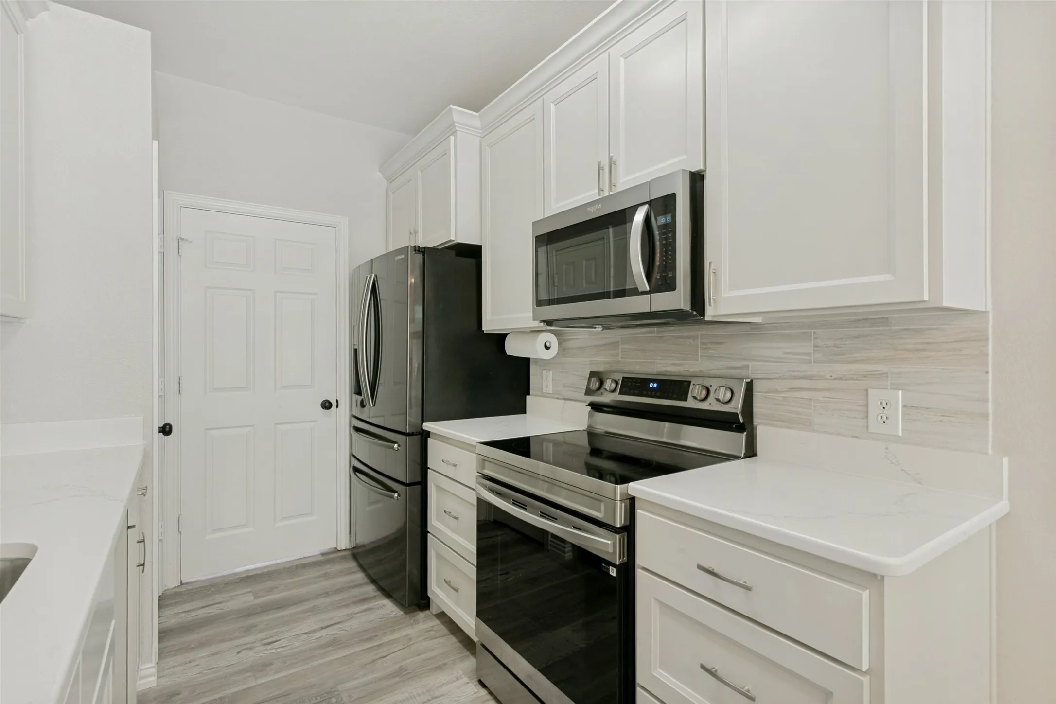 Single Family Residence For Rent in Denton County , 1219 Devonshire Drive, Providence Village, Texas 76227, 4 Bedroom, 3 Bathroom, 2 Garage spaces, 1,549 Sqft, built in 2002, mls#21419621, Real Estate Agent in Providence Village, Homes For Rent in Denton county, Homes For Rent in Providence Village, Realtor in Providence Village Texas, Real Estate Brokerage Independent Realty Texas, Luminita Cordes Realtor