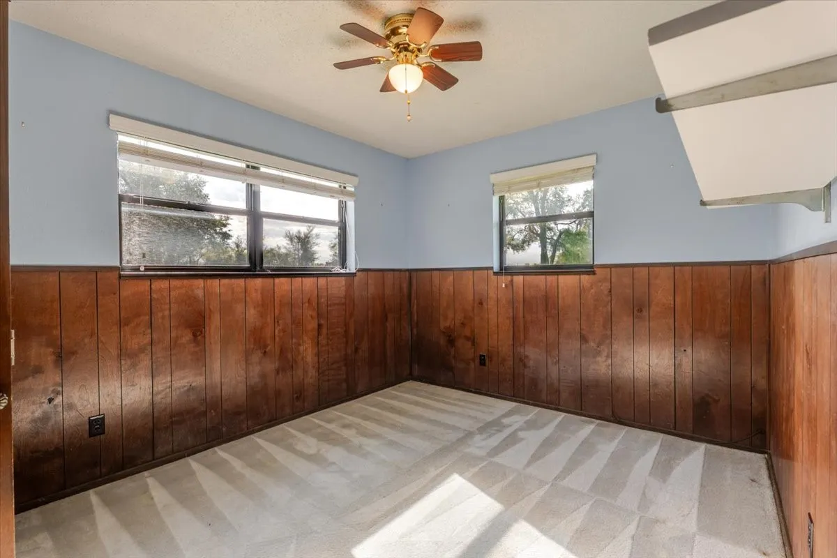 Single Family Residence For Sale in Parker County , 498 Flat Rock Road, Weatherford, Texas 76020, 3 Bedroom, 2 Bathroom, 2 Garage spaces, 1,242 Sqft, built in 1973, mls#21410565, Real Estate Agent in Weatherford, Homes For Sale in Parker county, Homes For Sale in Weatherford, Realtor in Weatherford Texas, Real Estate Brokerage Independent Realty Texas, Luminita Cordes Realtor