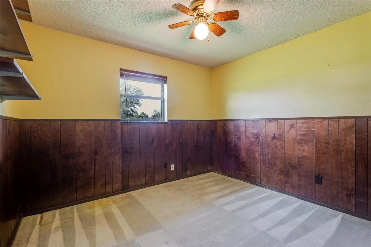 Single Family Residence For Sale in Parker County , 498 Flat Rock Road, Weatherford, Texas 76020, 3 Bedroom, 2 Bathroom, 2 Garage spaces, 1,242 Sqft, built in 1973, mls#21410565, Real Estate Agent in Weatherford, Homes For Sale in Parker county, Homes For Sale in Weatherford, Realtor in Weatherford Texas, Real Estate Brokerage Independent Realty Texas, Luminita Cordes Realtor