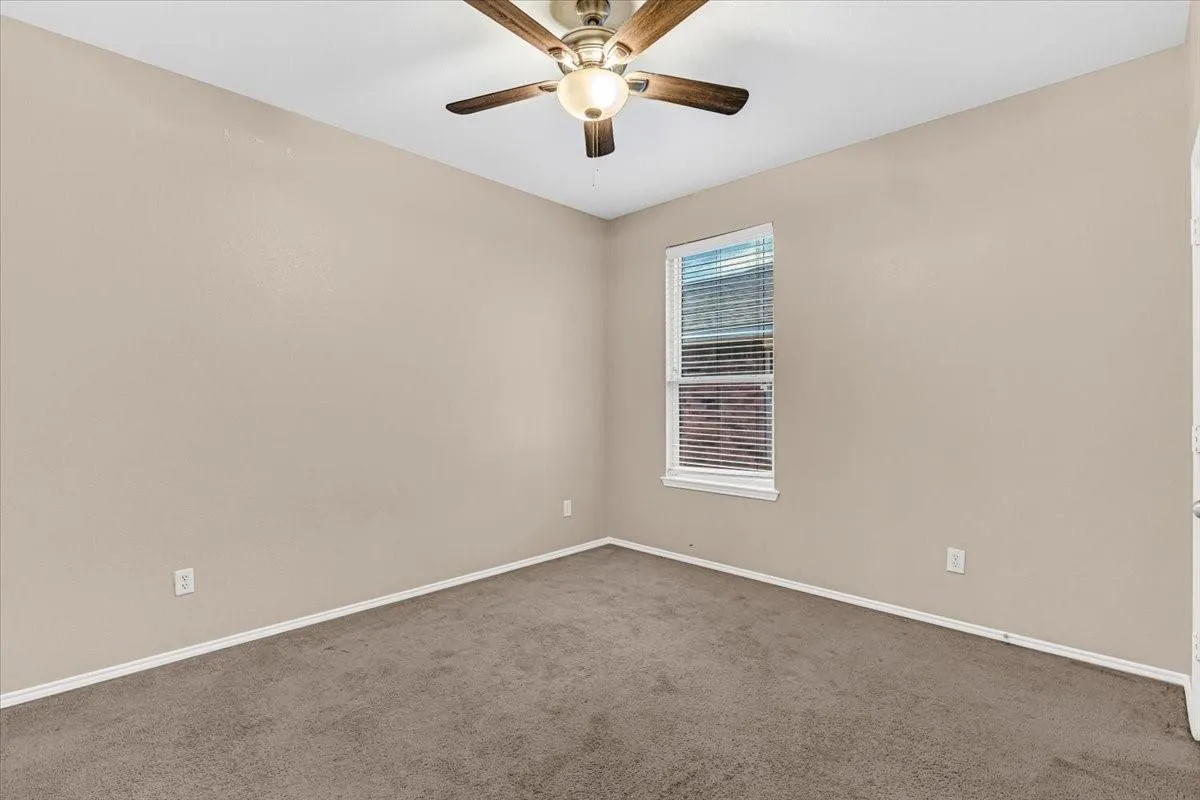 Single Family Residence For Rent in Tarrant County , 619 Denali Drive, Arlington, Texas 76002, 3 Bedroom, 2 Bathroom, 2 Garage spaces, 2,171 Sqft, built in 2012, mls#21419637, Real Estate Agent in Arlington, Homes For Rent in Tarrant county, Homes For Rent in Arlington, Realtor in Arlington Texas, Real Estate Brokerage Independent Realty Texas, Luminita Cordes Realtor