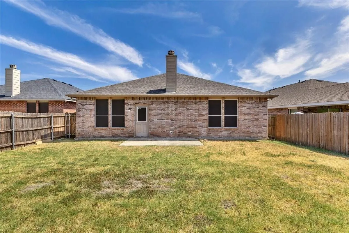 Single Family Residence For Rent in Tarrant County , 619 Denali Drive, Arlington, Texas 76002, 3 Bedroom, 2 Bathroom, 2 Garage spaces, 2,171 Sqft, built in 2012, mls#21419637, Real Estate Agent in Arlington, Homes For Rent in Tarrant county, Homes For Rent in Arlington, Realtor in Arlington Texas, Real Estate Brokerage Independent Realty Texas, Luminita Cordes Realtor