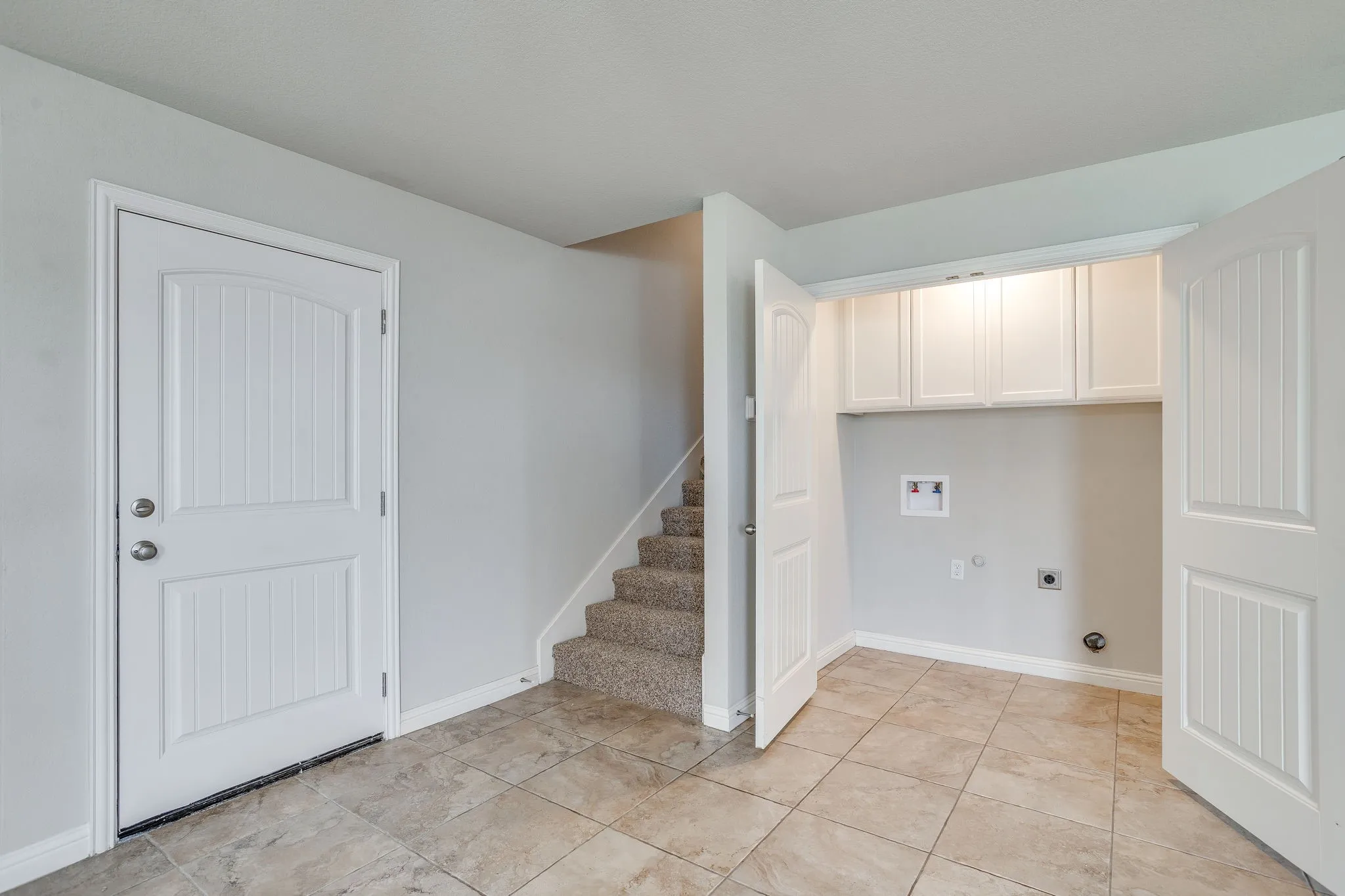 Duplex For Rent in Hood County , 3002 Weave Court, Granbury, Texas 76049, 3 Bedroom, 2 Bathroom, 2 Garage spaces, 1,525 Sqft, built in 2005, mls#21416060, Real Estate Agent in Granbury, Homes For Rent in Hood county, Homes For Rent in Granbury, Realtor in Granbury Texas, Real Estate Brokerage Independent Realty Texas, Luminita Cordes Realtor