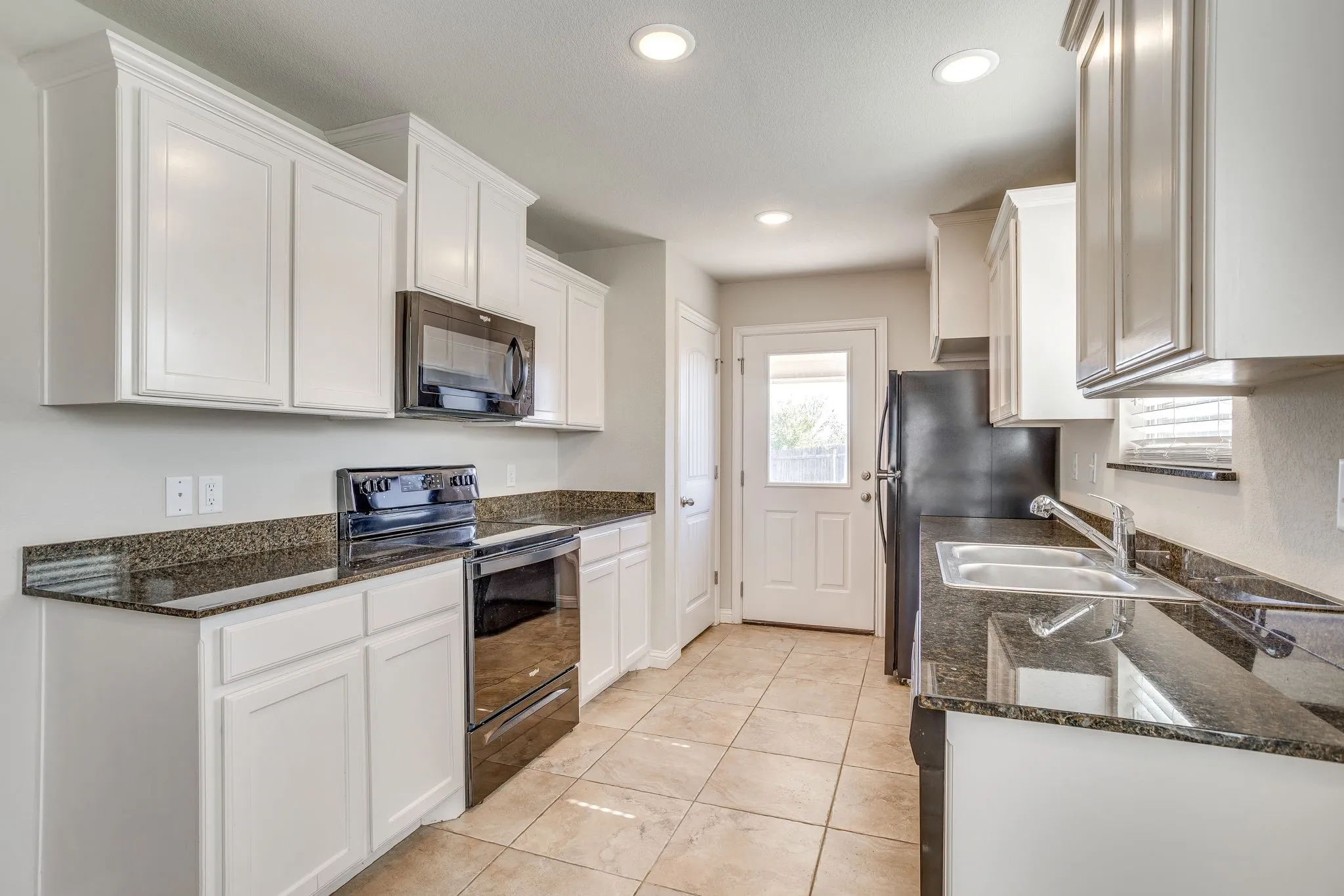 Duplex For Rent in Hood County , 3002 Weave Court, Granbury, Texas 76049, 3 Bedroom, 2 Bathroom, 2 Garage spaces, 1,525 Sqft, built in 2005, mls#21416060, Real Estate Agent in Granbury, Homes For Rent in Hood county, Homes For Rent in Granbury, Realtor in Granbury Texas, Real Estate Brokerage Independent Realty Texas, Luminita Cordes Realtor