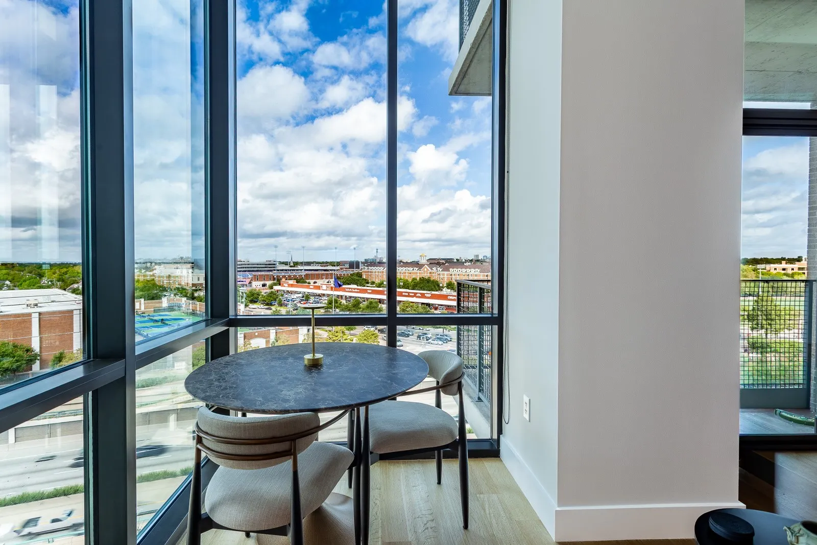 The perfect nook for Mahjong or just relaxing.