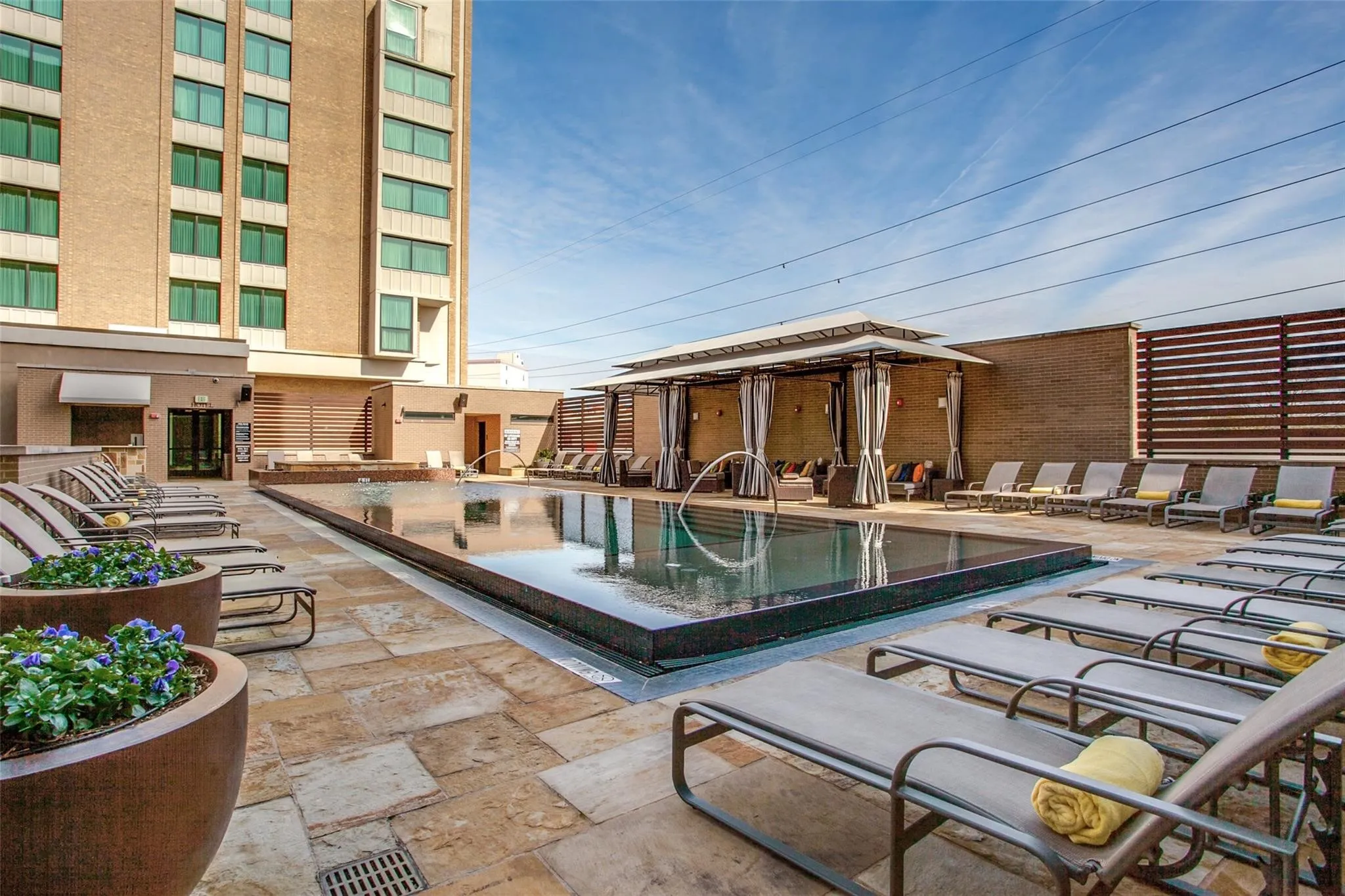 Stunning pool great for swimming laps or just lounging - and with food/beverage service from the adjacent Hilton Highland Hotel from Memorial Day through Labor Day.