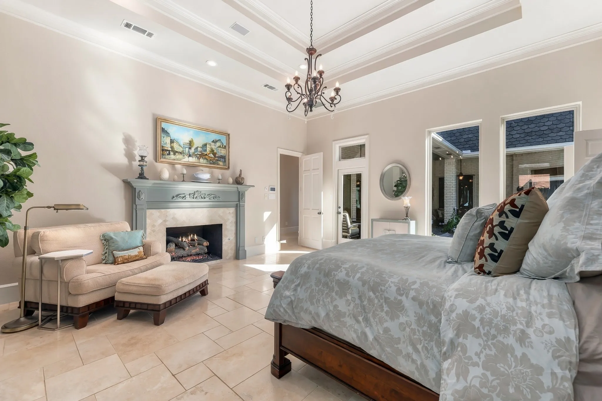 Single Family Residence For Sale in Tarrant County , 2711 Meadowview Drive, Colleyville, Texas 76034, 4 Bedroom, 5 Bathroom, 3 Garage spaces, 4,411 Sqft, built in 1988, mls#21413190, Real Estate Agent in Colleyville, Homes For Sale in Tarrant county, Homes For Sale in Colleyville, Realtor in Colleyville Texas, Real Estate Brokerage Independent Realty Texas, Luminita Cordes Realtor