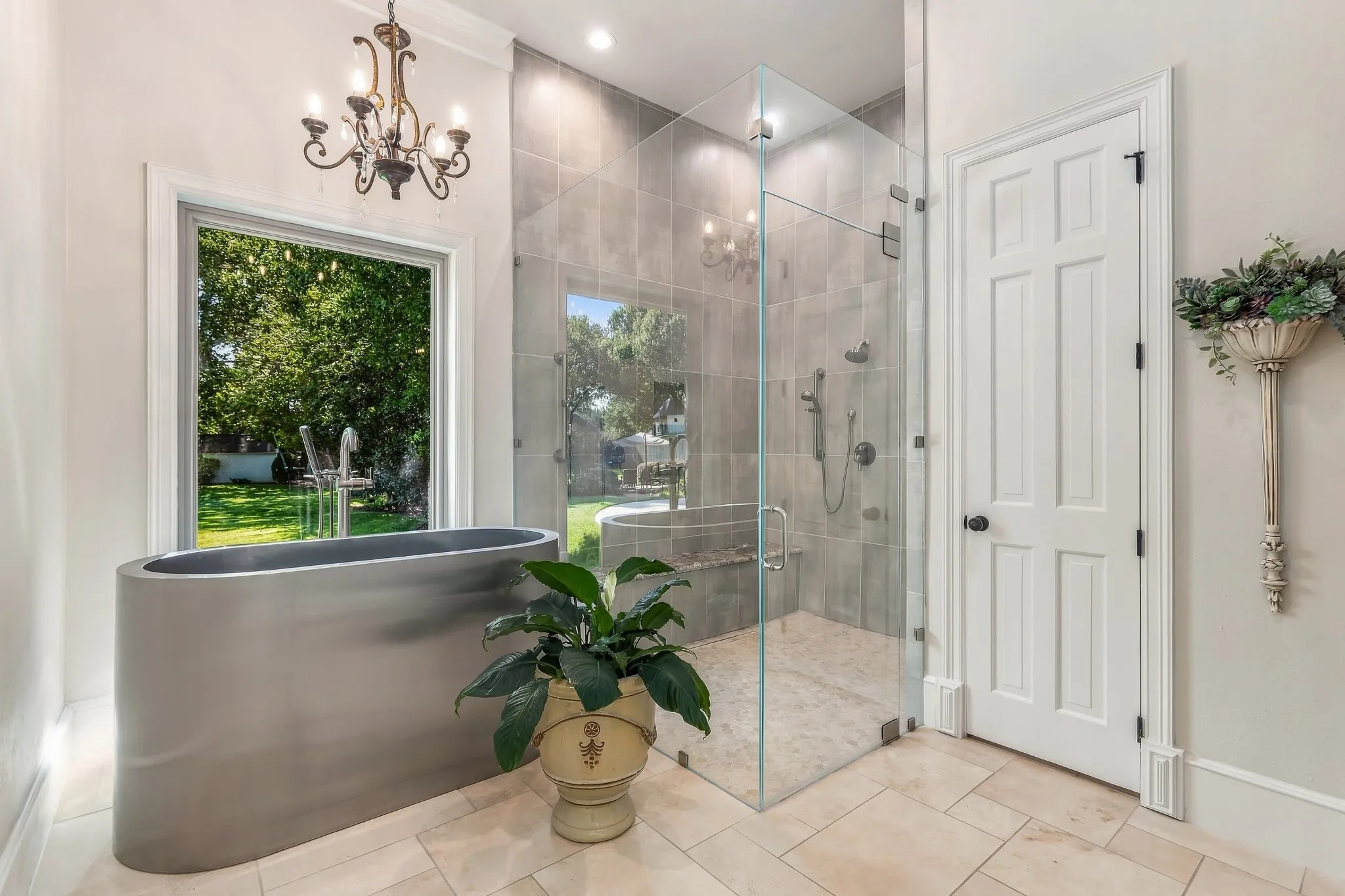 Single Family Residence For Sale in Tarrant County , 2711 Meadowview Drive, Colleyville, Texas 76034, 4 Bedroom, 5 Bathroom, 3 Garage spaces, 4,411 Sqft, built in 1988, mls#21413190, Real Estate Agent in Colleyville, Homes For Sale in Tarrant county, Homes For Sale in Colleyville, Realtor in Colleyville Texas, Real Estate Brokerage Independent Realty Texas, Luminita Cordes Realtor