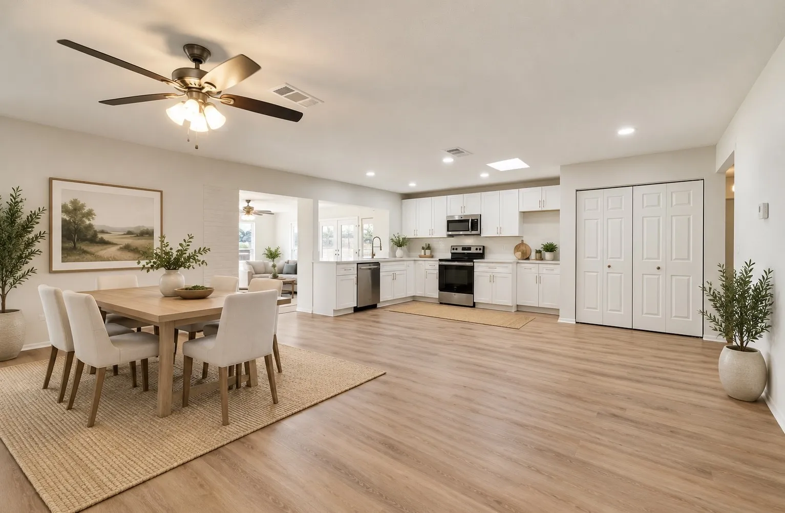 Single Family Residence For Sale in Denton County , 3101 Abbey Road, Carrollton, Texas 75007, 3 Bedroom, 2 Bathroom, 2 Garage spaces, 1,872 Sqft, built in 1973, mls#21419229, Real Estate Agent in Carrollton, Homes For Sale in Denton county, Homes For Sale in Carrollton, Realtor in Carrollton Texas, Real Estate Brokerage Independent Realty Texas, Luminita Cordes Realtor