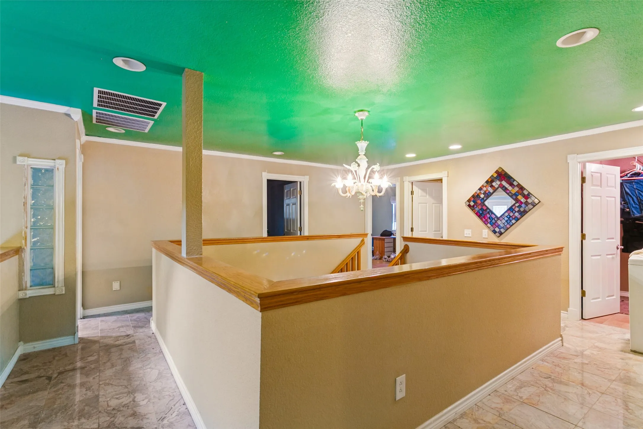 2nd Floor Landing