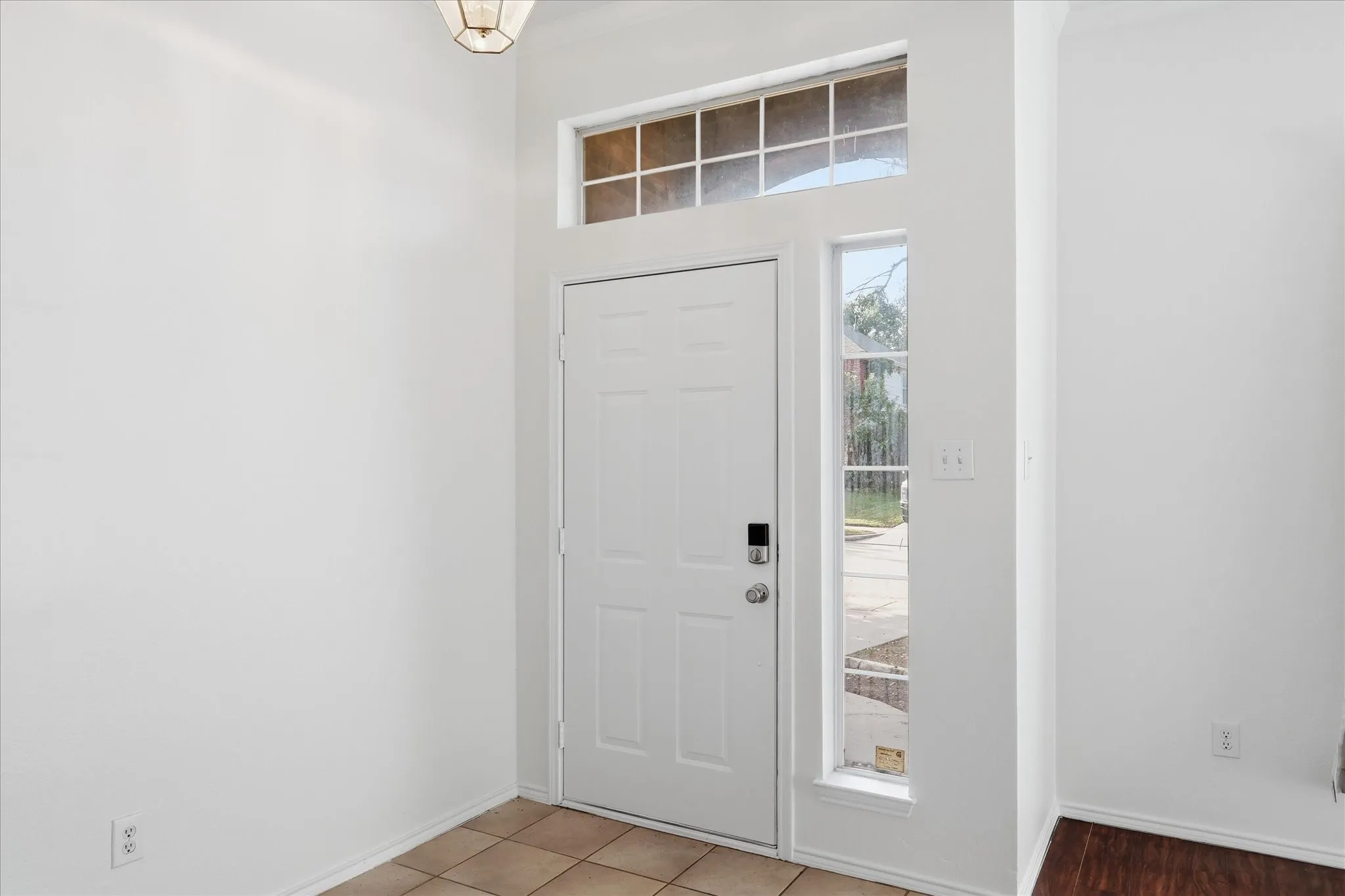 Single Family Residence For Rent in Denton County , 3517 Villanova Drive, Denton, Texas 76210, 4 Bedroom, 2 Bathroom, 2 Garage spaces, 2,017 Sqft, built in 2000, mls#21419610, Real Estate Agent in Denton, Homes For Rent in Denton county, Homes For Rent in Denton, Realtor in Denton Texas, Real Estate Brokerage Independent Realty Texas, Luminita Cordes Realtor